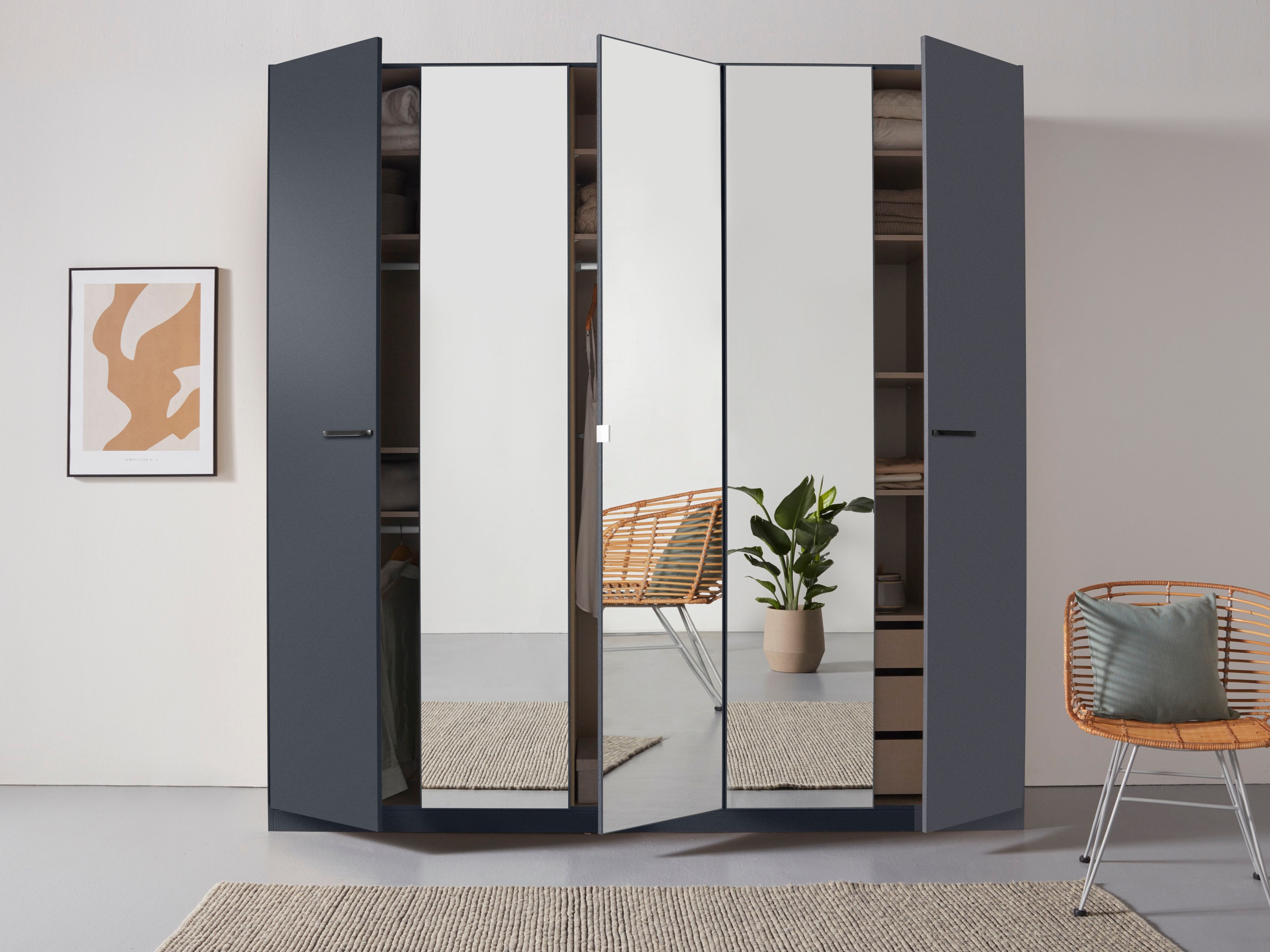 rauch Drehtürenschrank »Kleiderschrank Schrank Garderobe TOPSELLER OTELI inkl. Inneneinteilung«, (erhältlich in Breiten 91-360 cm, ab Breite 136cm inkl. Innenschubladen), mit zusätzlichen Einlegeböden, optional mit Spiegel MADE IN GERMANY