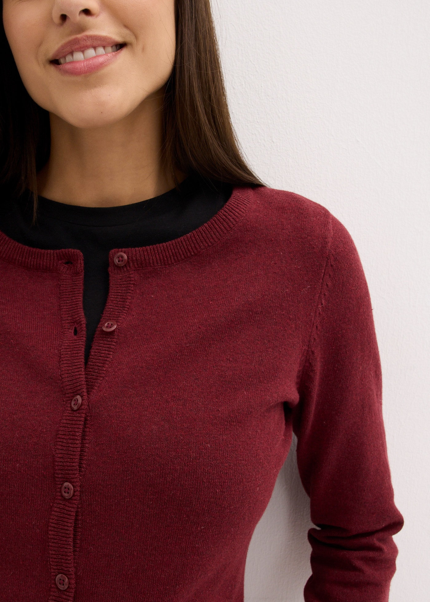 bonprix Strickjacke mit dezenter Knopfleiste