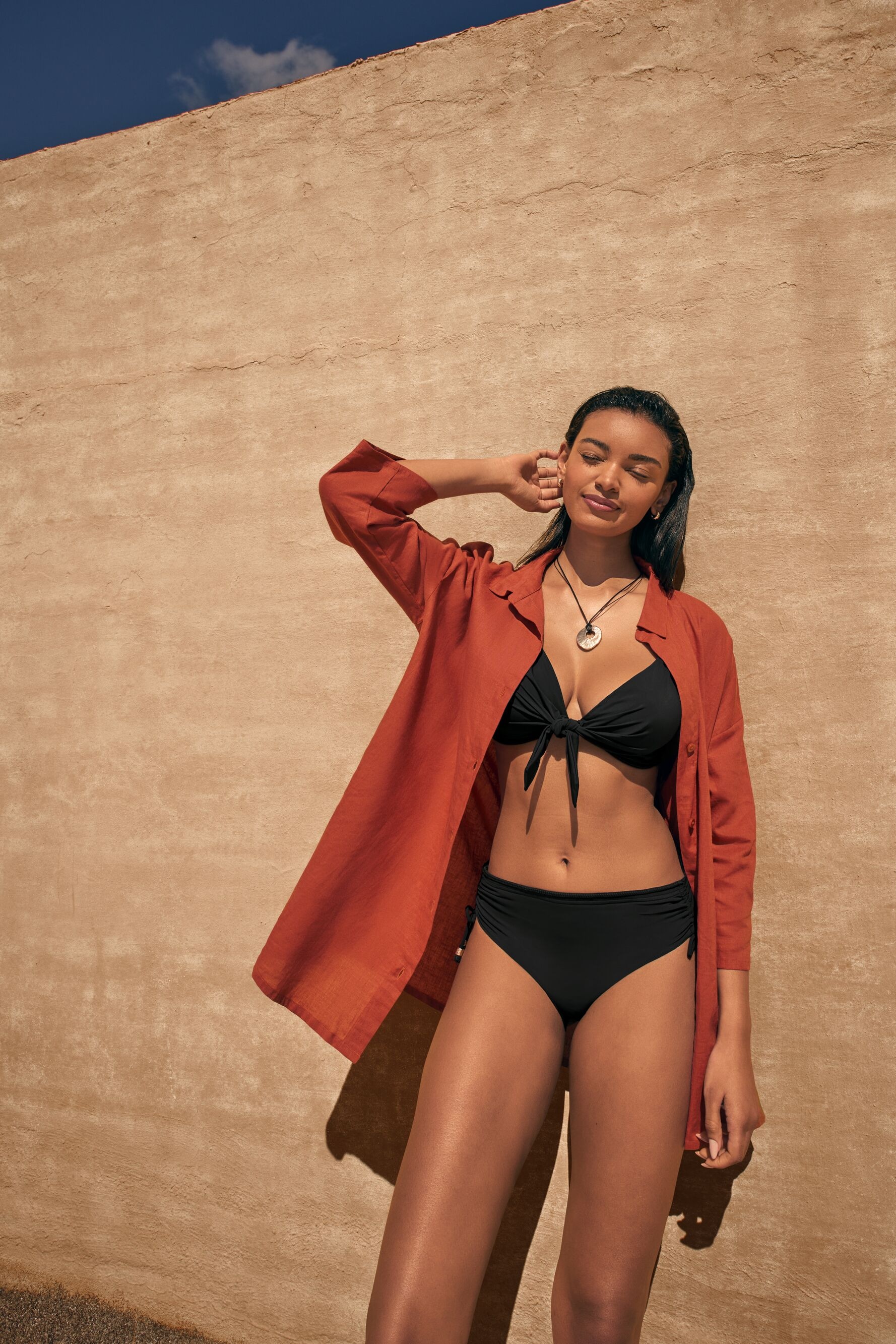 Triumph Bikini-Hose »Summer Twist Midi 01« Eleganz und Komfort