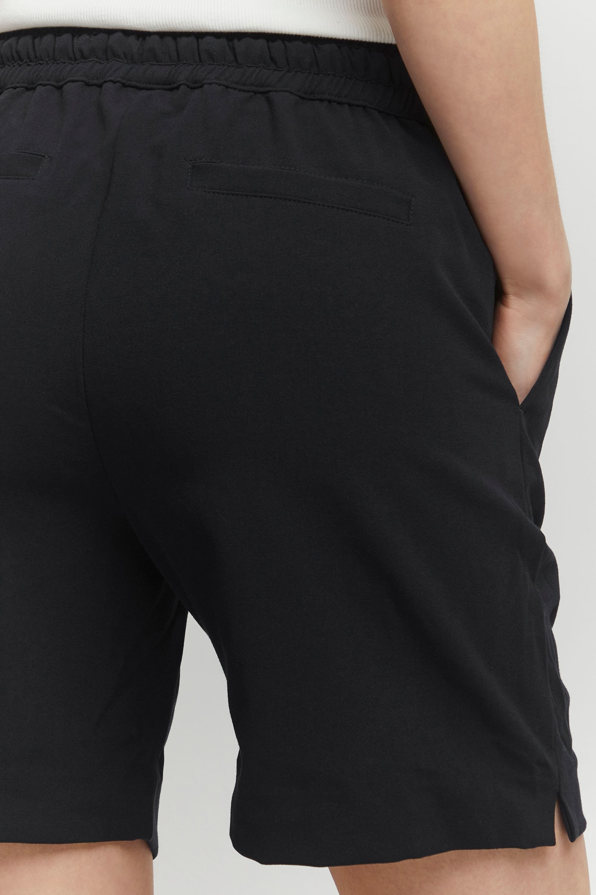 b.young Shorts »Shorts BYDanta«