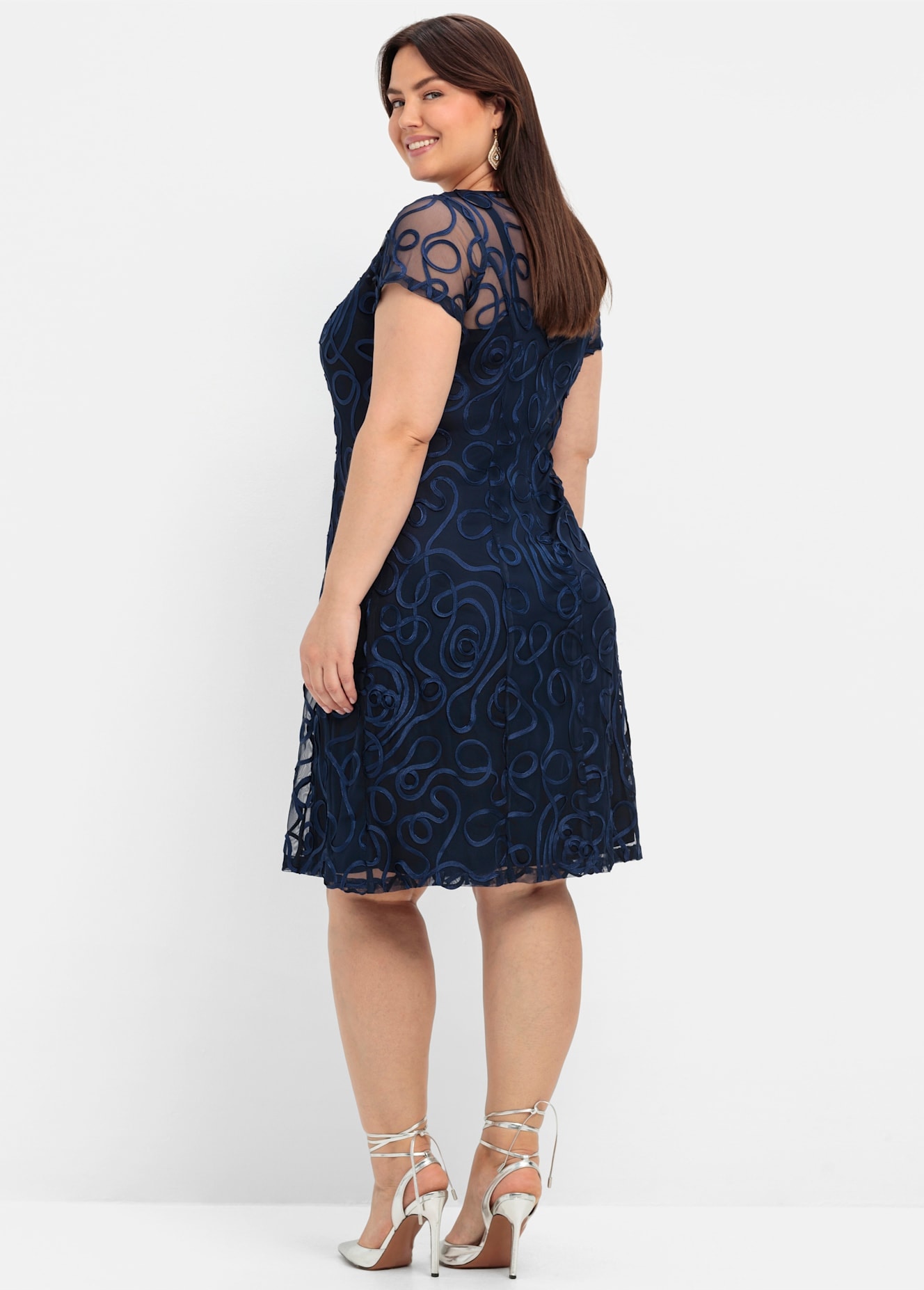 Sheego Spitzenkleid »Spitzenkleid«