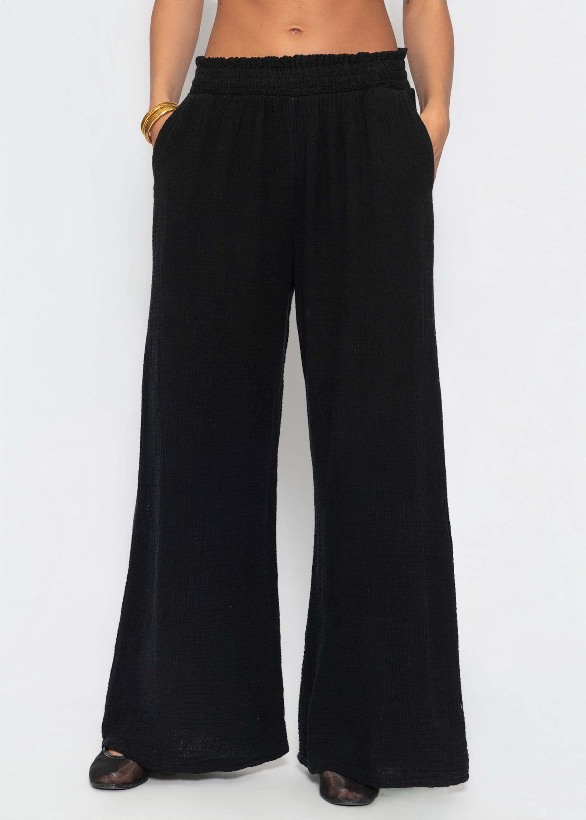 SASSYCLASSY Stoffhose »Musselin Hose mit weitem Bein«  Leichte Stoffhose mit seitlichen Taschen im lockerem Fit