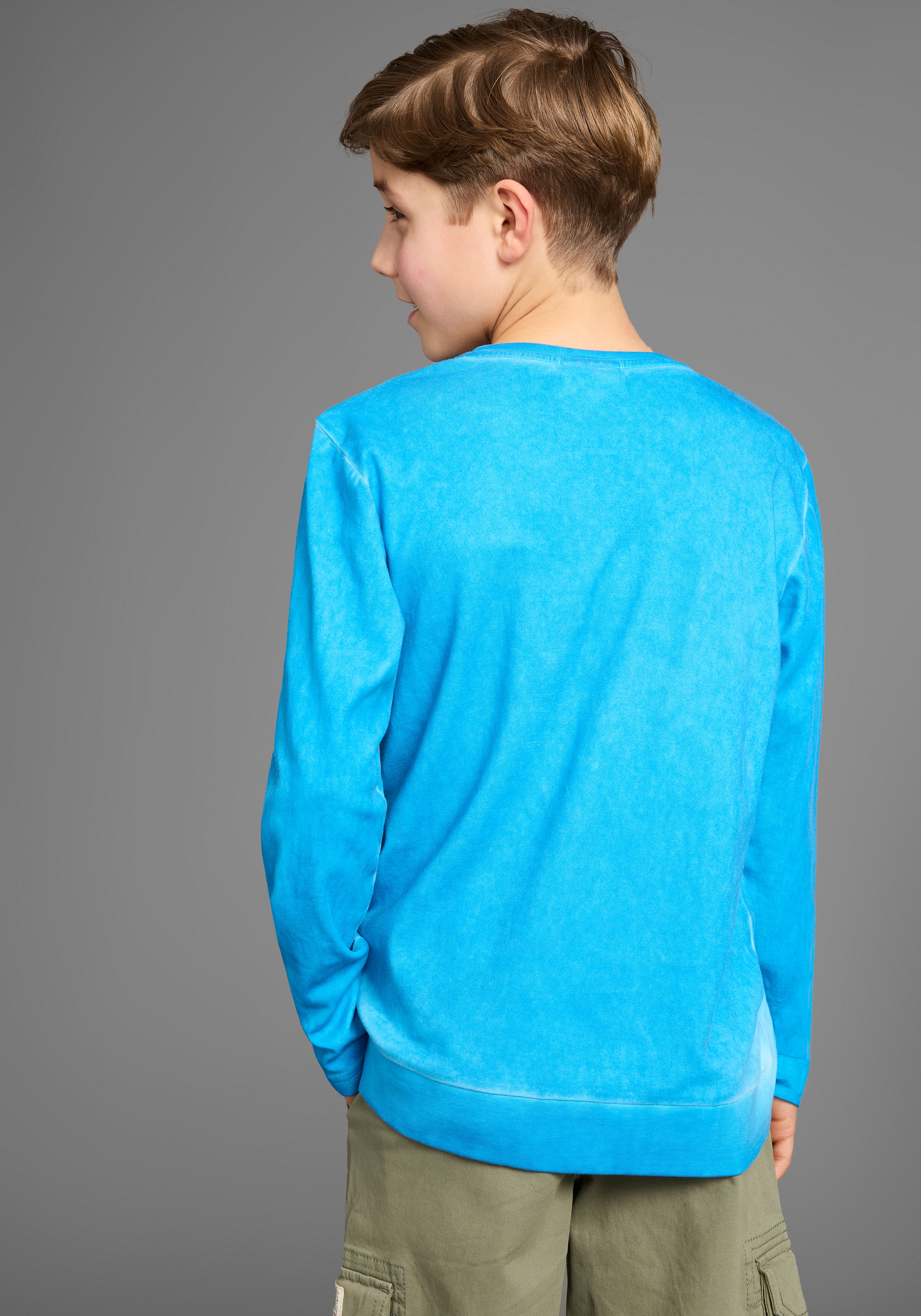 DELMAO Langarmshirt »Modisch gewaschenes Shirt«, Trendwaschung