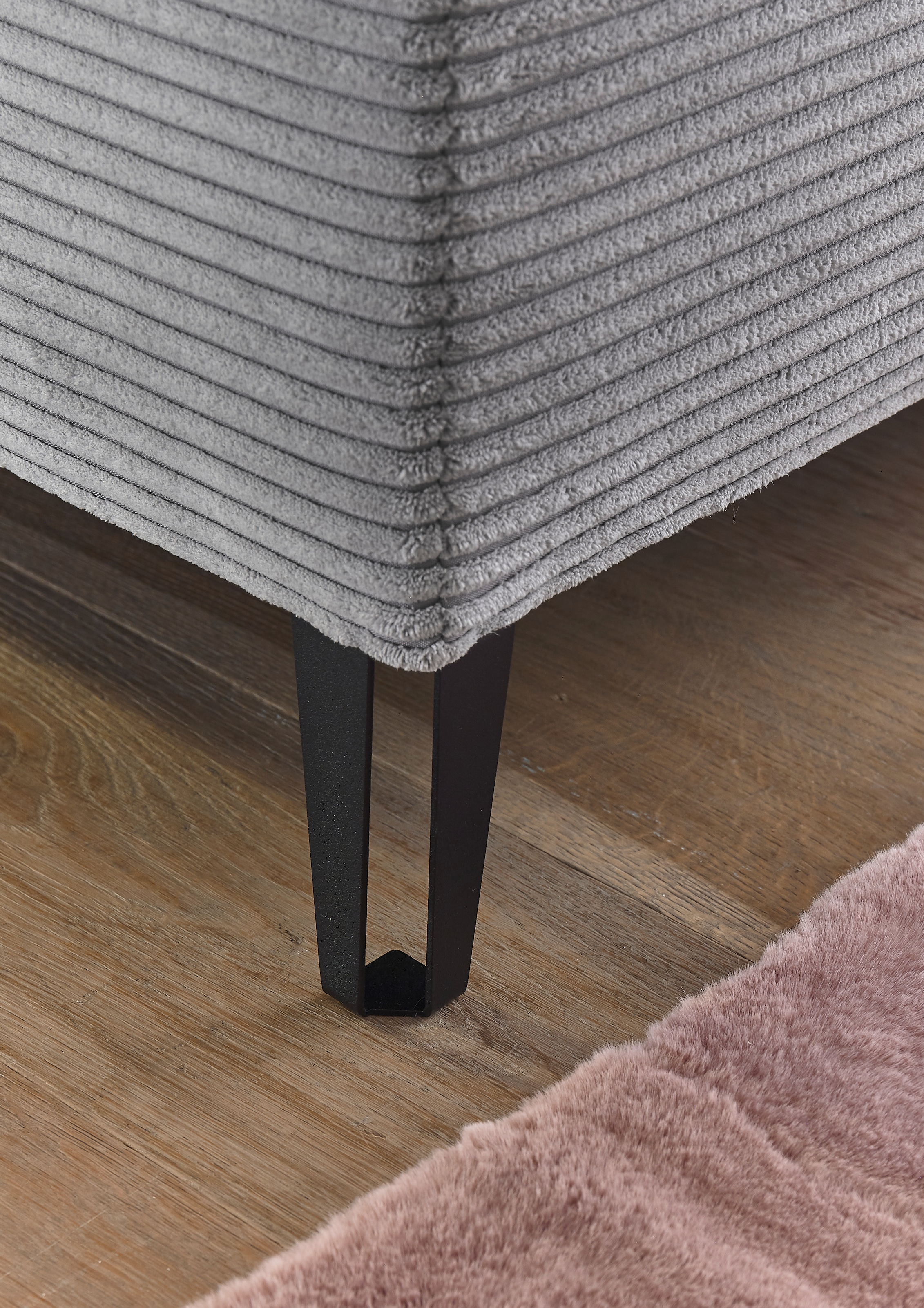 set one by Musterring Boxspringbett »Fairfield«, Metallfuß schwarz, Kopfteil mit Keder, Breite 160 oder 180 cm