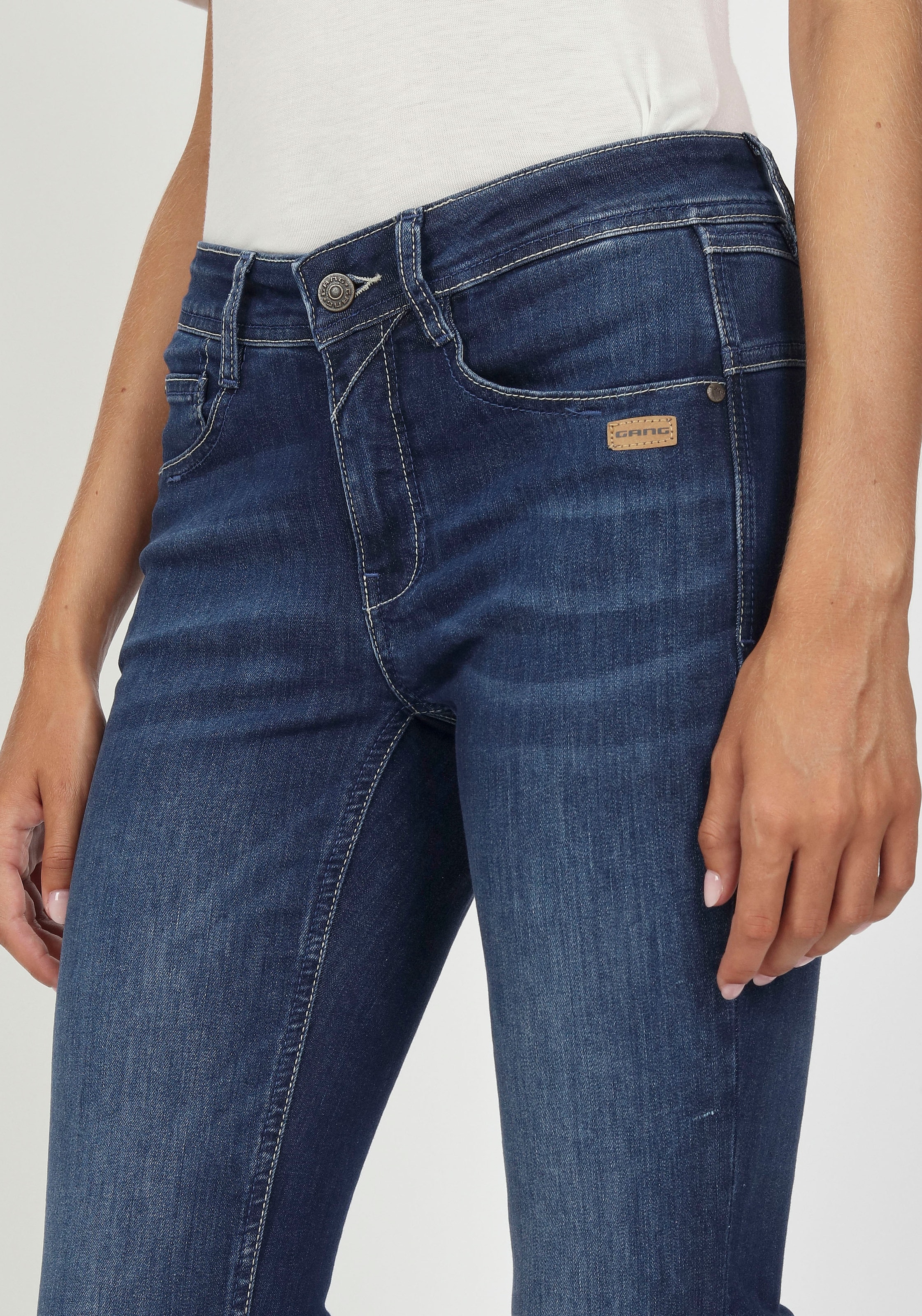 GANG Relax-fit-Jeans »94AMELIE«, mit Used-Effekten