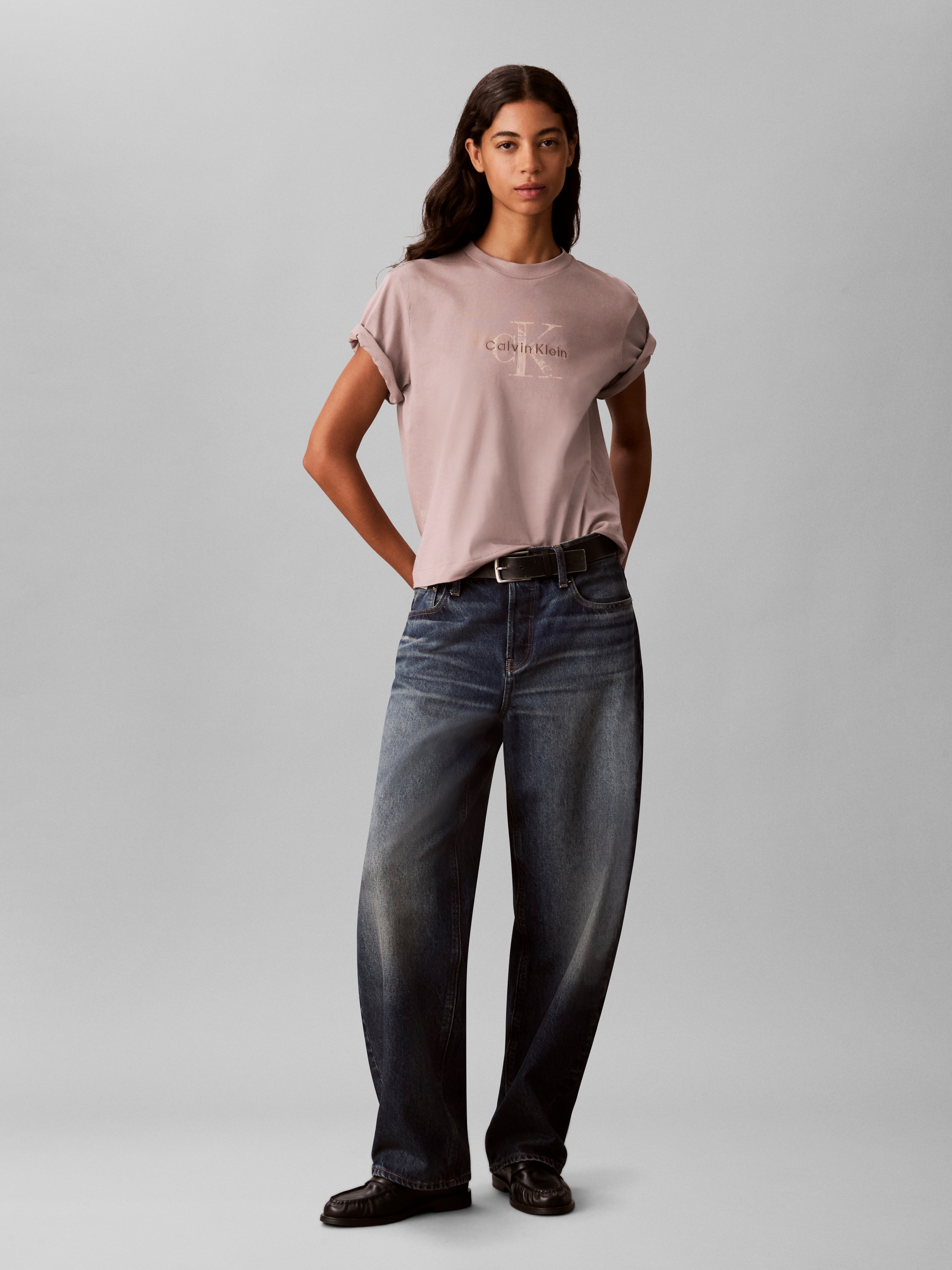 Calvin Klein Jeans T-Shirt »BOXY HAND DRAWN MONOLOGO TEE« Regular fit, Logoschriftzug