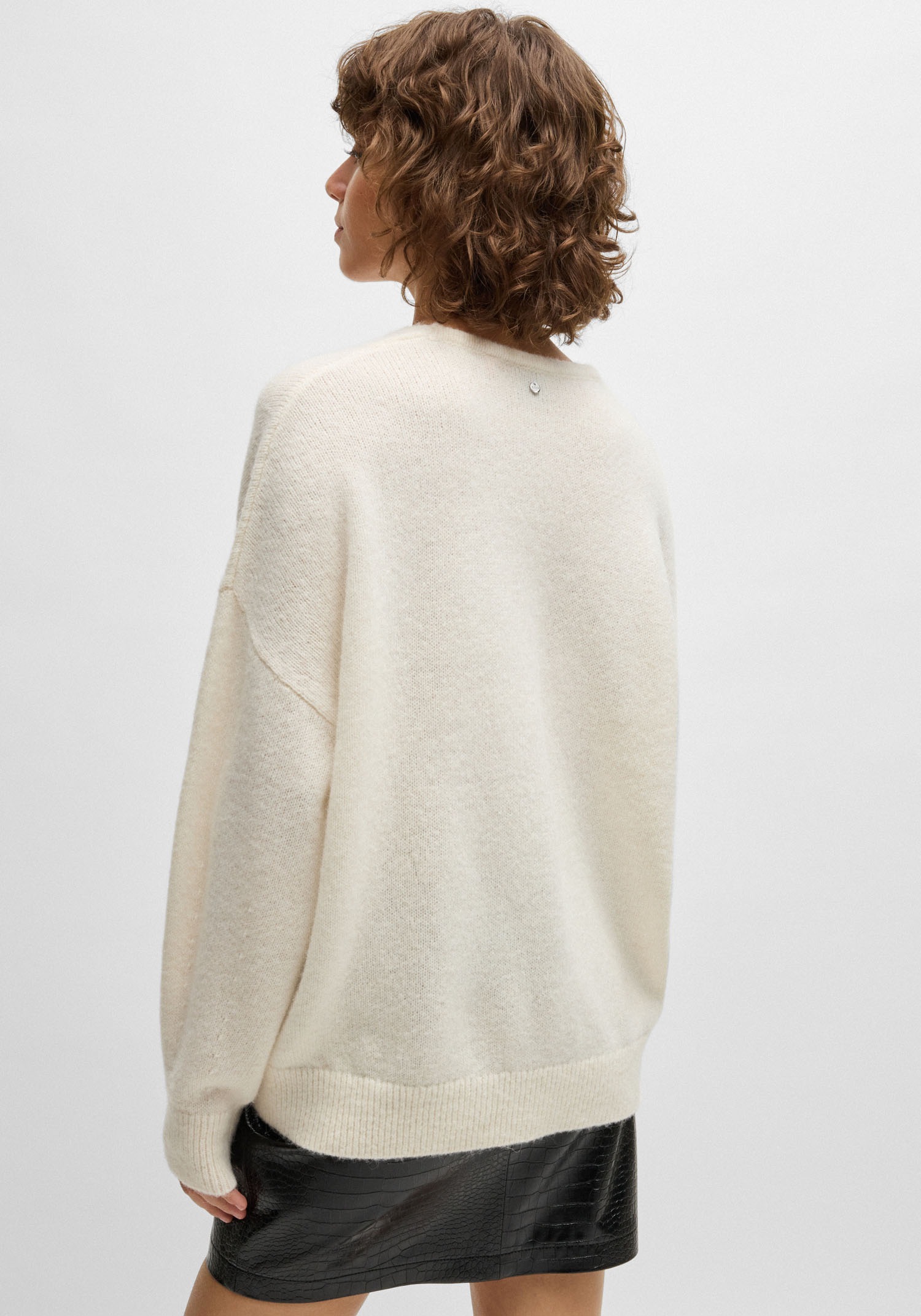 BOSS ORANGE Strickpullover »Fondella Premium Damenmode«, mit überschnittenen Schultern