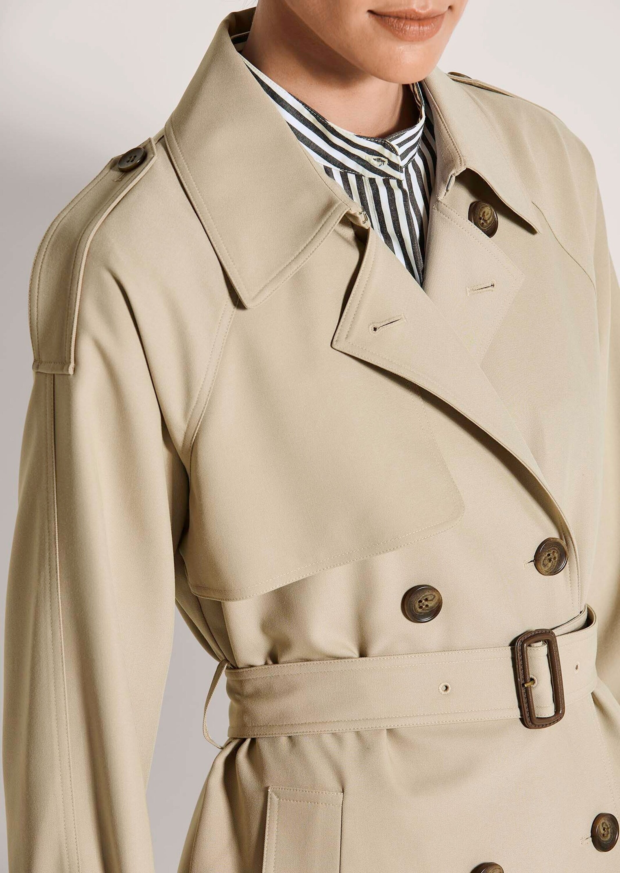 MADELEINE Trenchcoat »Trenchcoat Eleganter gefütterter Zweireiher« Trench Longform
