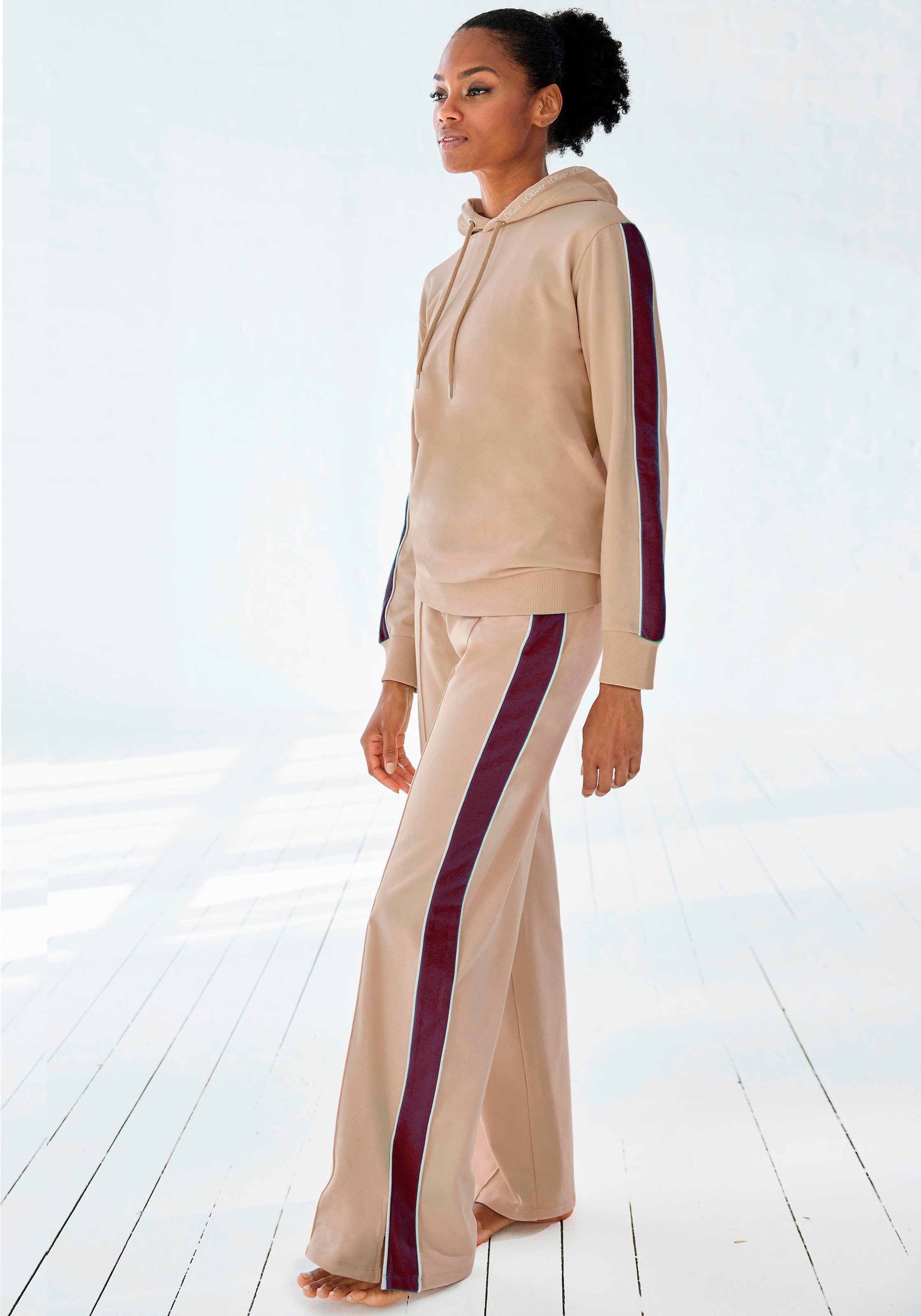 s.Oliver Sweathose  Loumngehose mit Kontraststreifen und Pipings, Loungewear