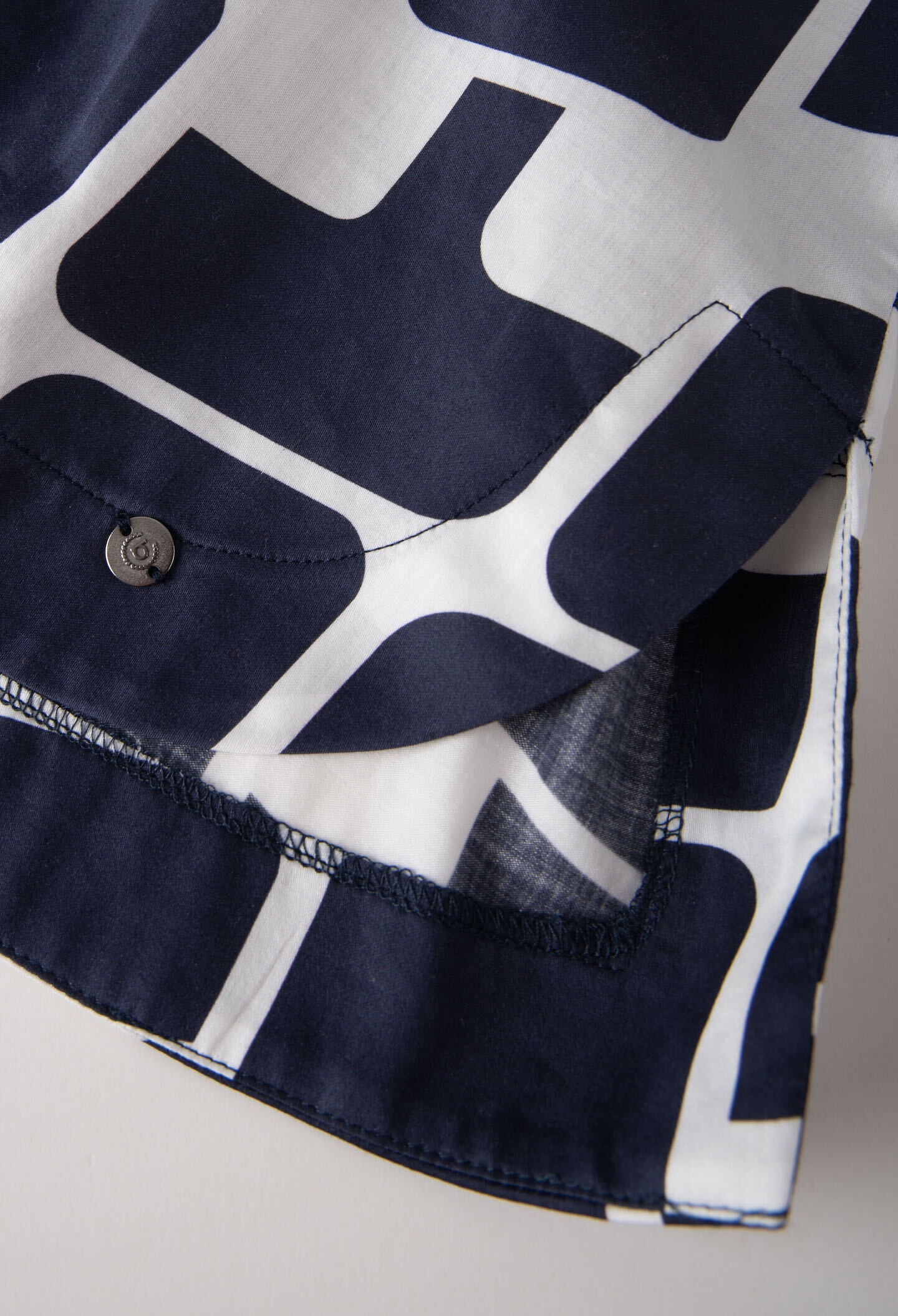 bugatti Blusenkleid, mit grafischen Prints