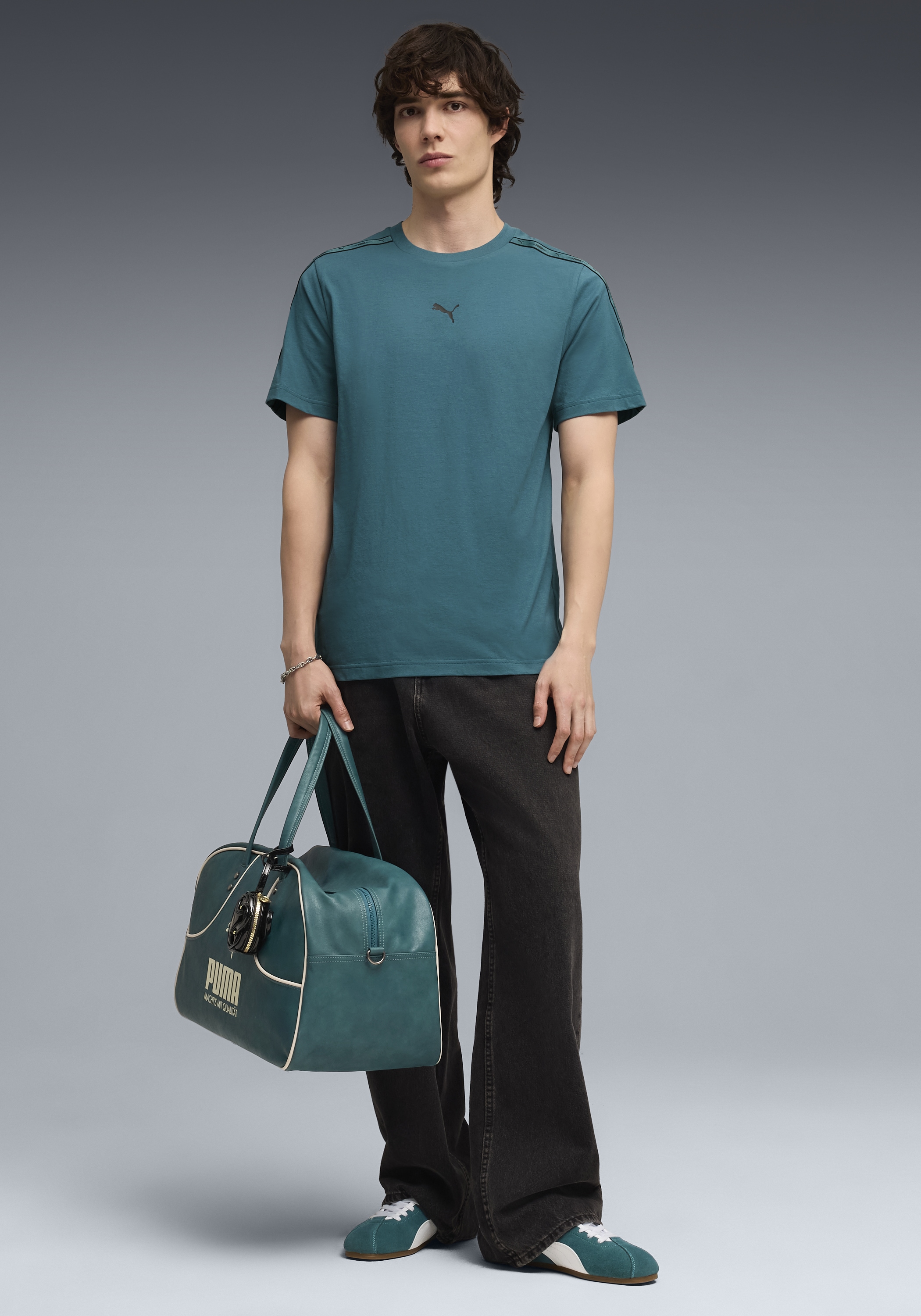 PUMA T-Shirt »ESS TAPE TEE« Regular Fit, sportlicher Stil, Rundhalsausschnitt, aus Baumwolle