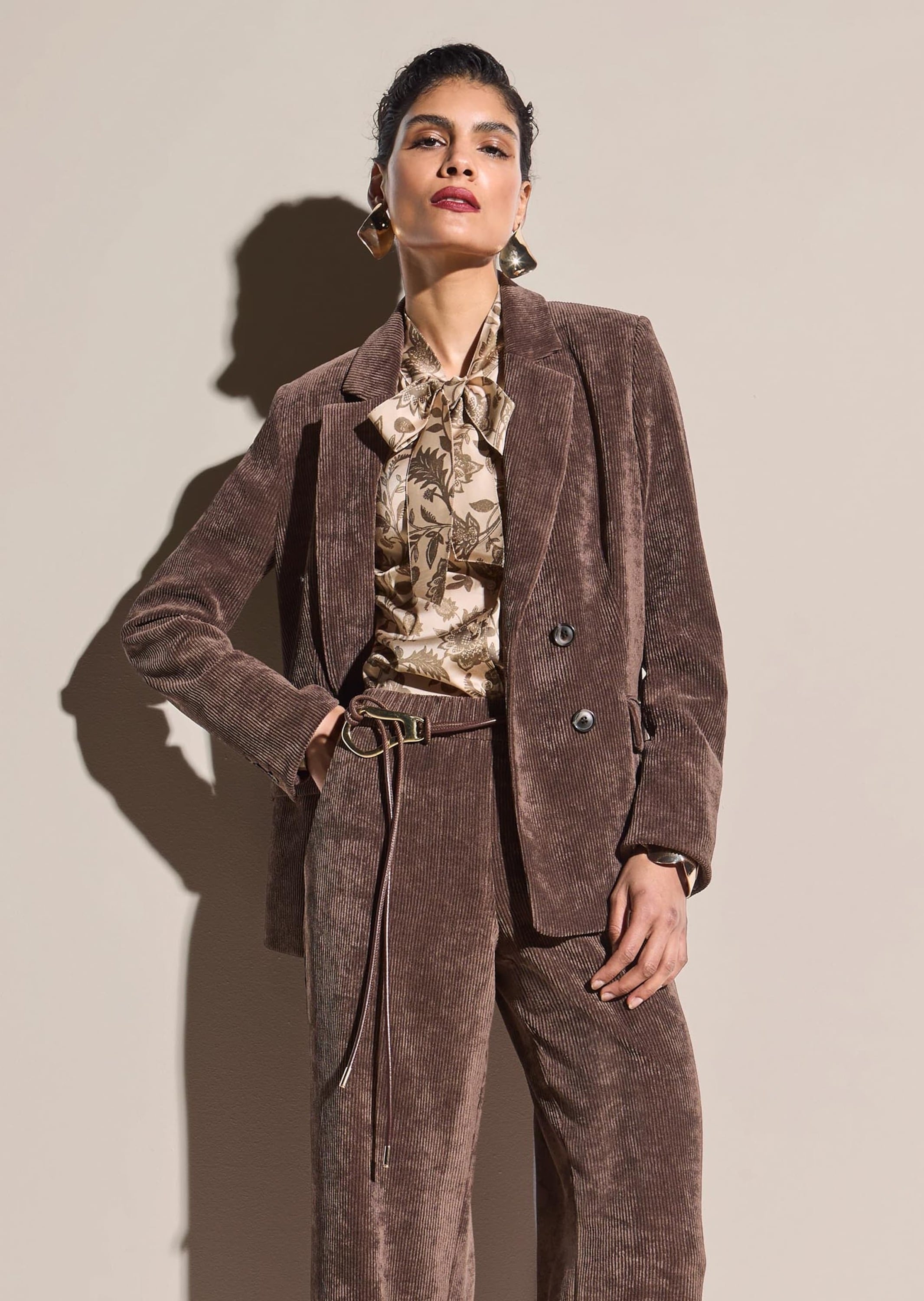 MADELEINE Jackenblazer »Cordblazer Moderner Businessblazer mit Reverskragen« Cordoptik