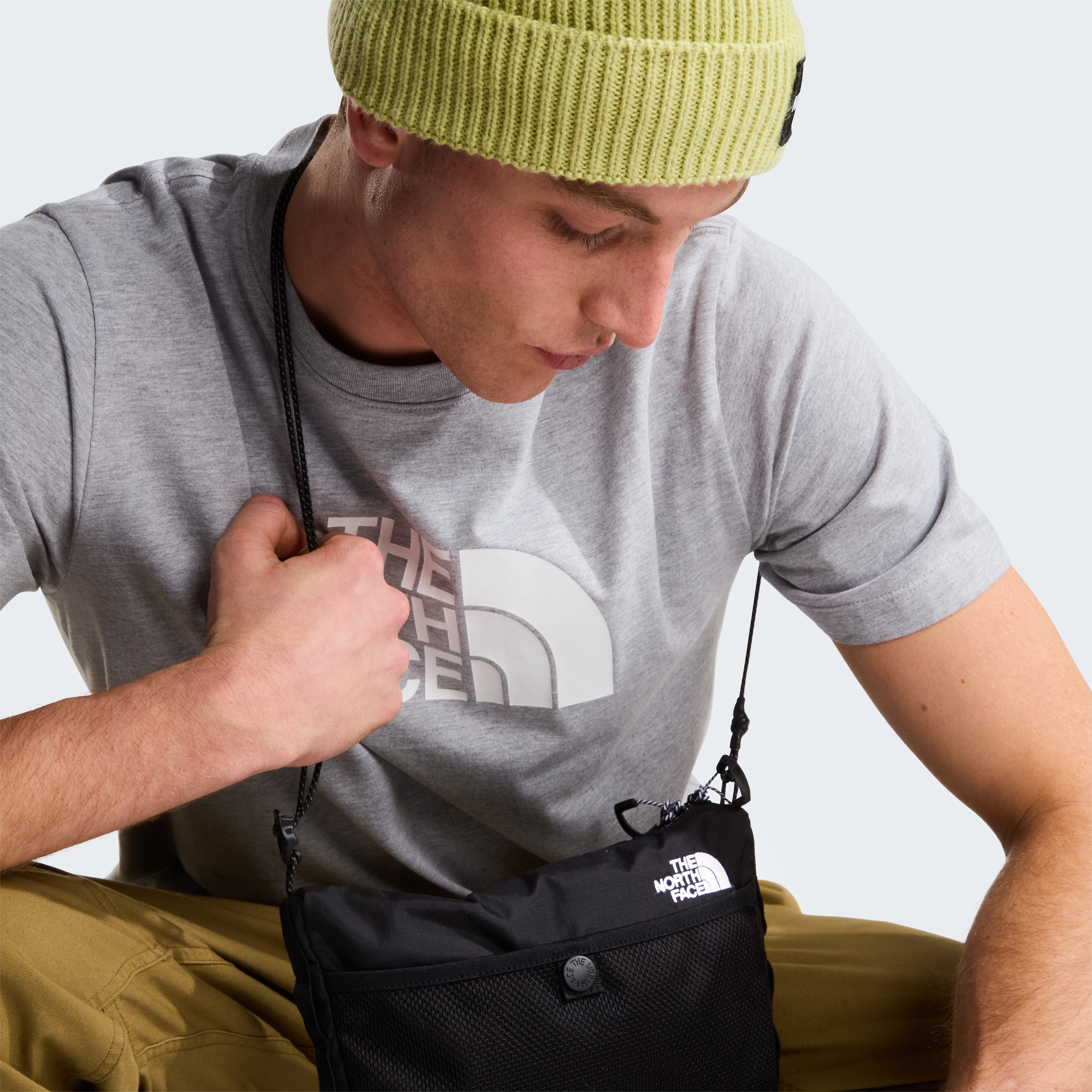 The North Face T-Shirt »M EVOLUTION HALF DOME REGULAR SHORT SLEEVE TEE« sportliche Passform, kurze Ärmel, für Sportmode und Outdoormode