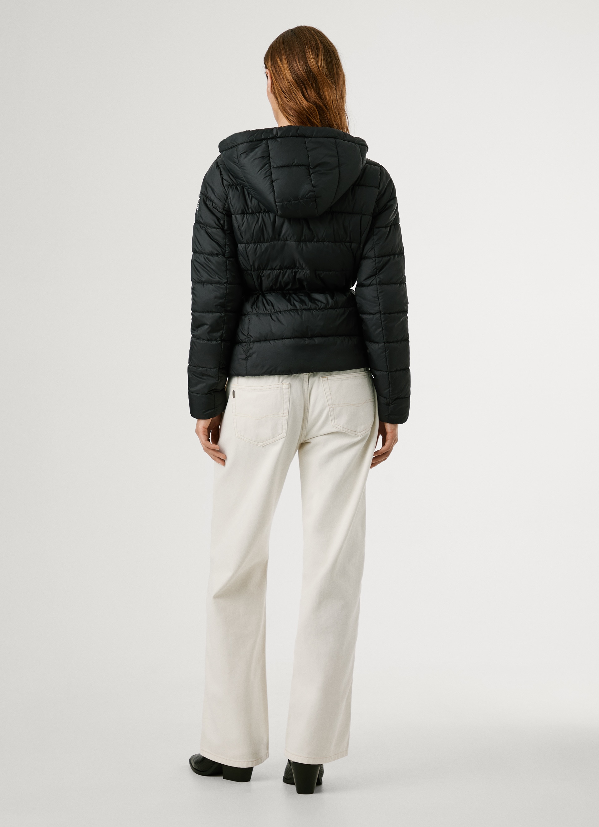 Pepe Jeans Steppjacke »SALLY SHORT«, mit Kapuze, tailliert, mit verstellbarem Kordelzug