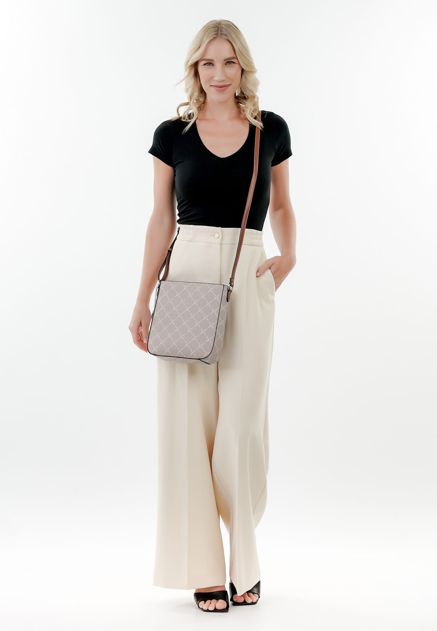 Tamaris Umhängetasche »Umhängetasche TAS Anastasia«