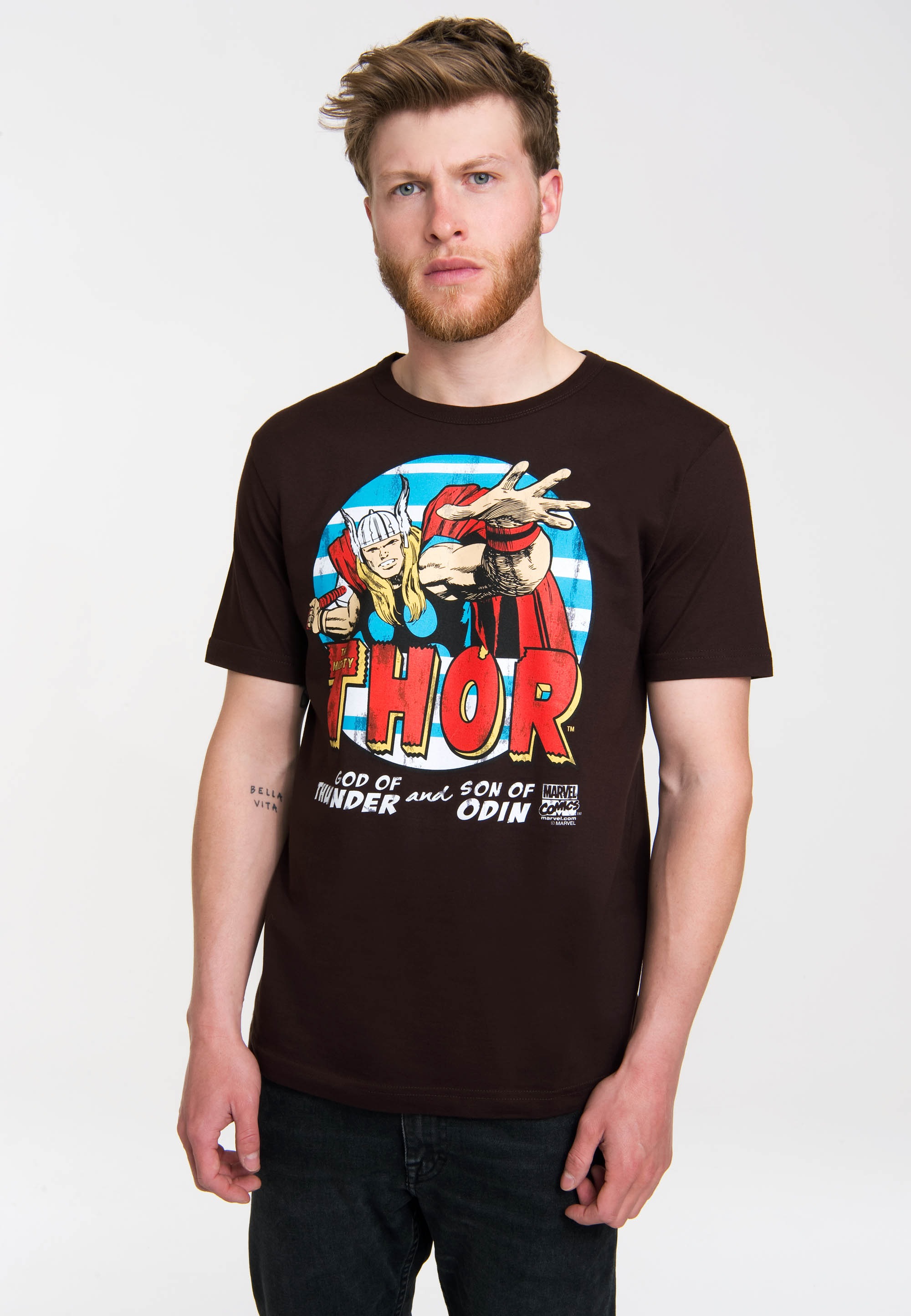 LOGOSHIRT T-Shirt mit coolem Superhelden-Frontprint