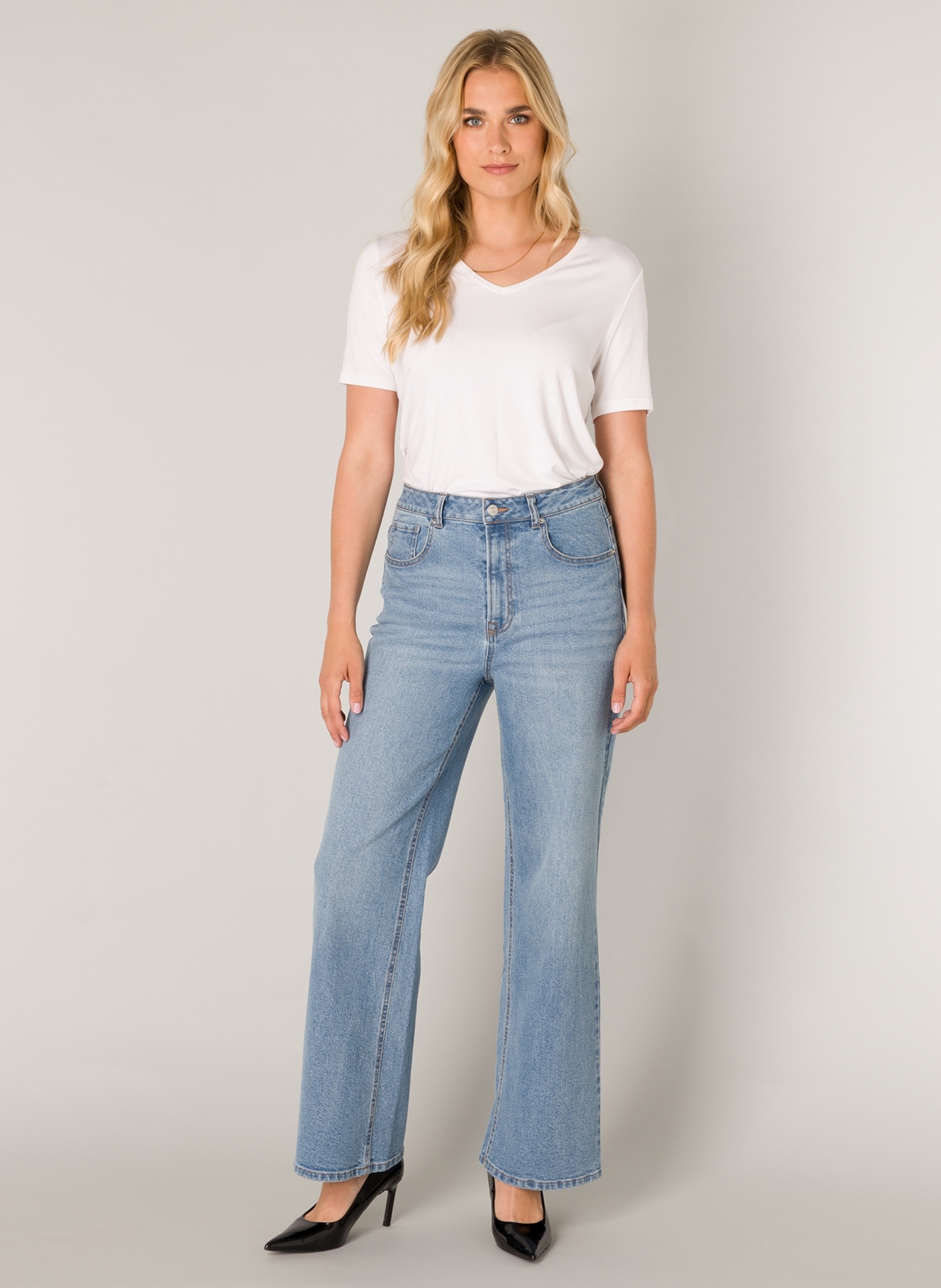 Base Level Weite Jeans »Amy«, mit Waschung