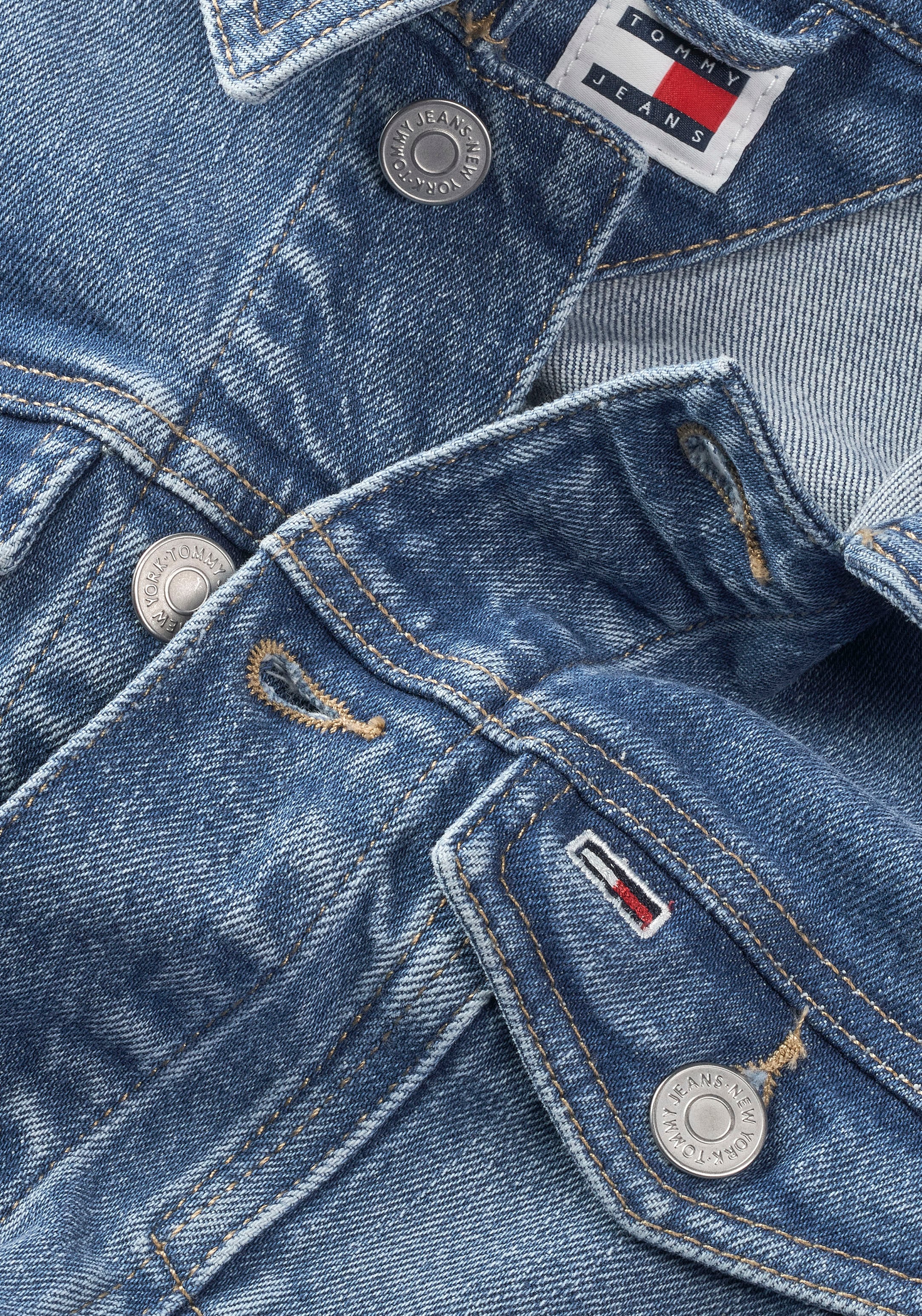 Tommy Jeans Jeansjacke »VIVIANNE SKN JACKET CH8132«, mit Tommy Jeans Markenlabel