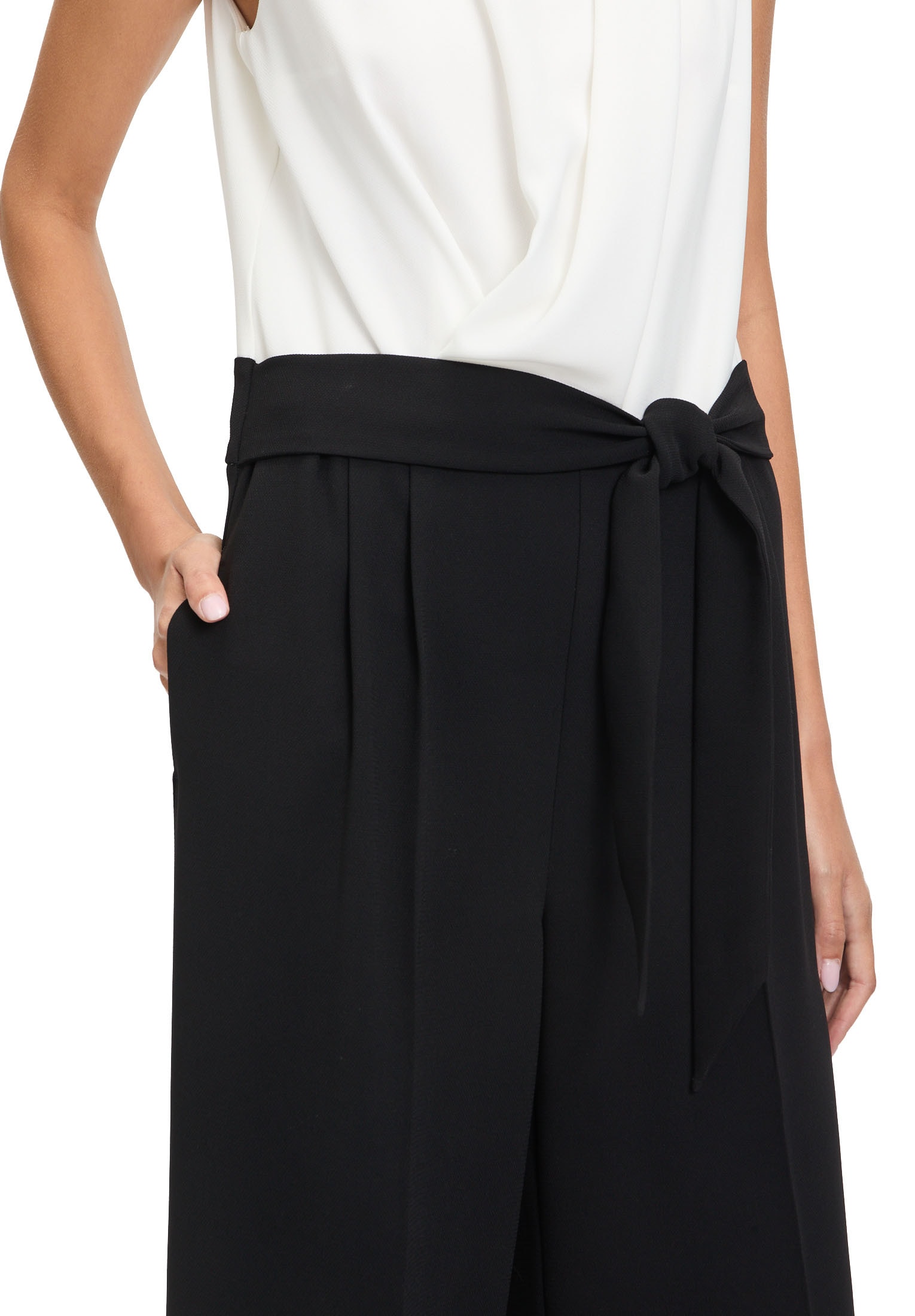 Betty&Co Jumpsuit »Jumpsuit ohne Arm«