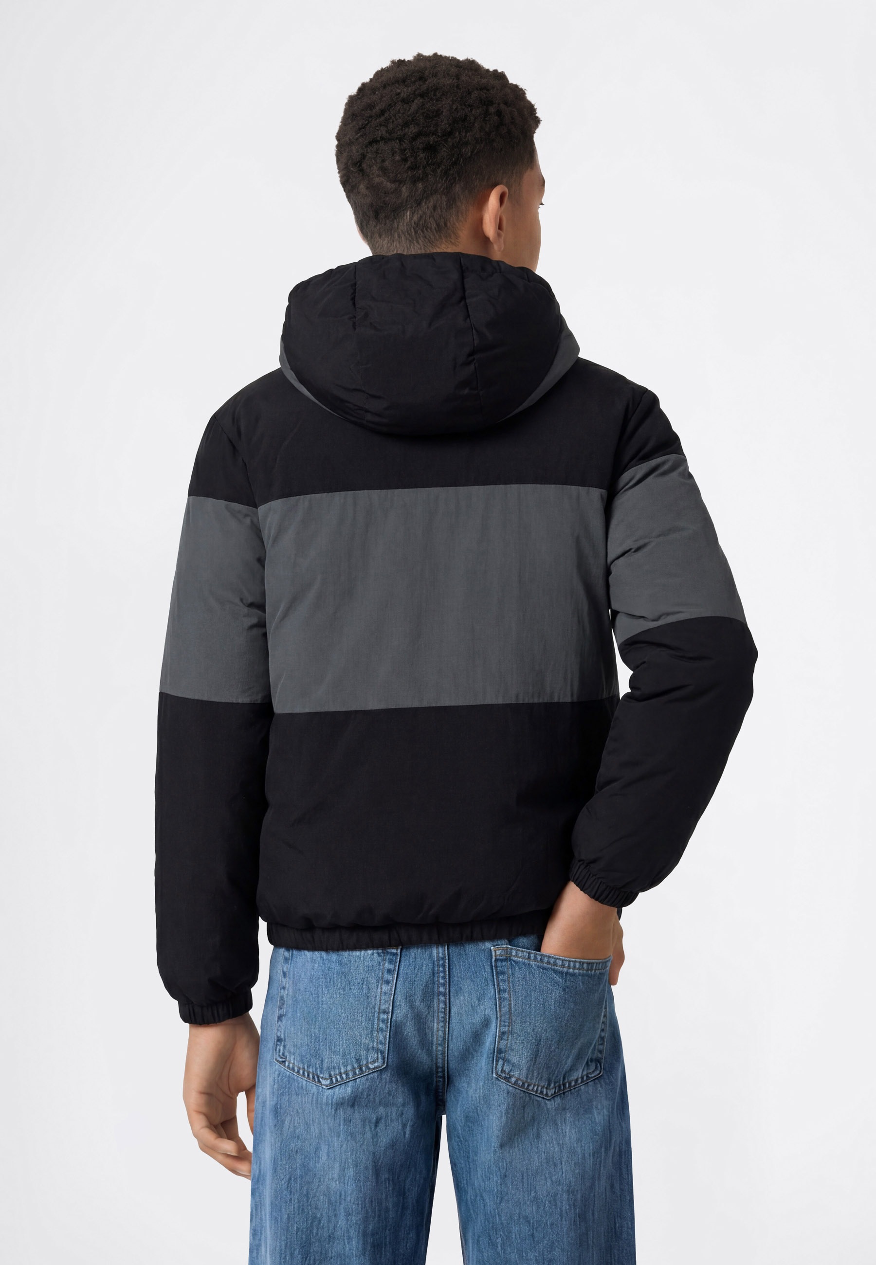 Champion Steppjacke »SPORTWEAR JACKET Standard Fit« mit Standard Fit, für Kinder, aus Polyamid