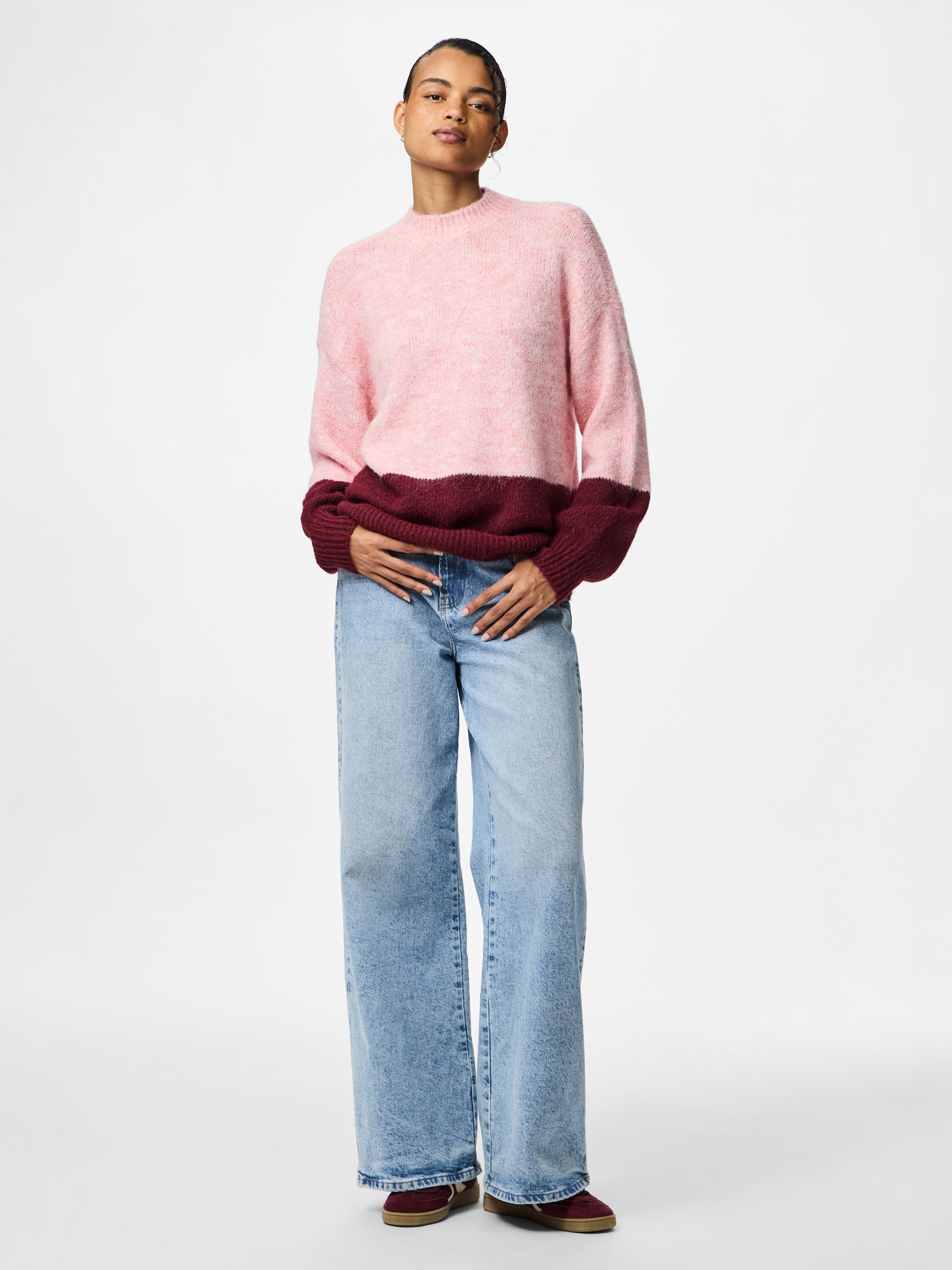 pieces Rundhalspullover »PCIVY LS O-NECK COLOR BLOCK KNIT PWP BC« Colorblock Design