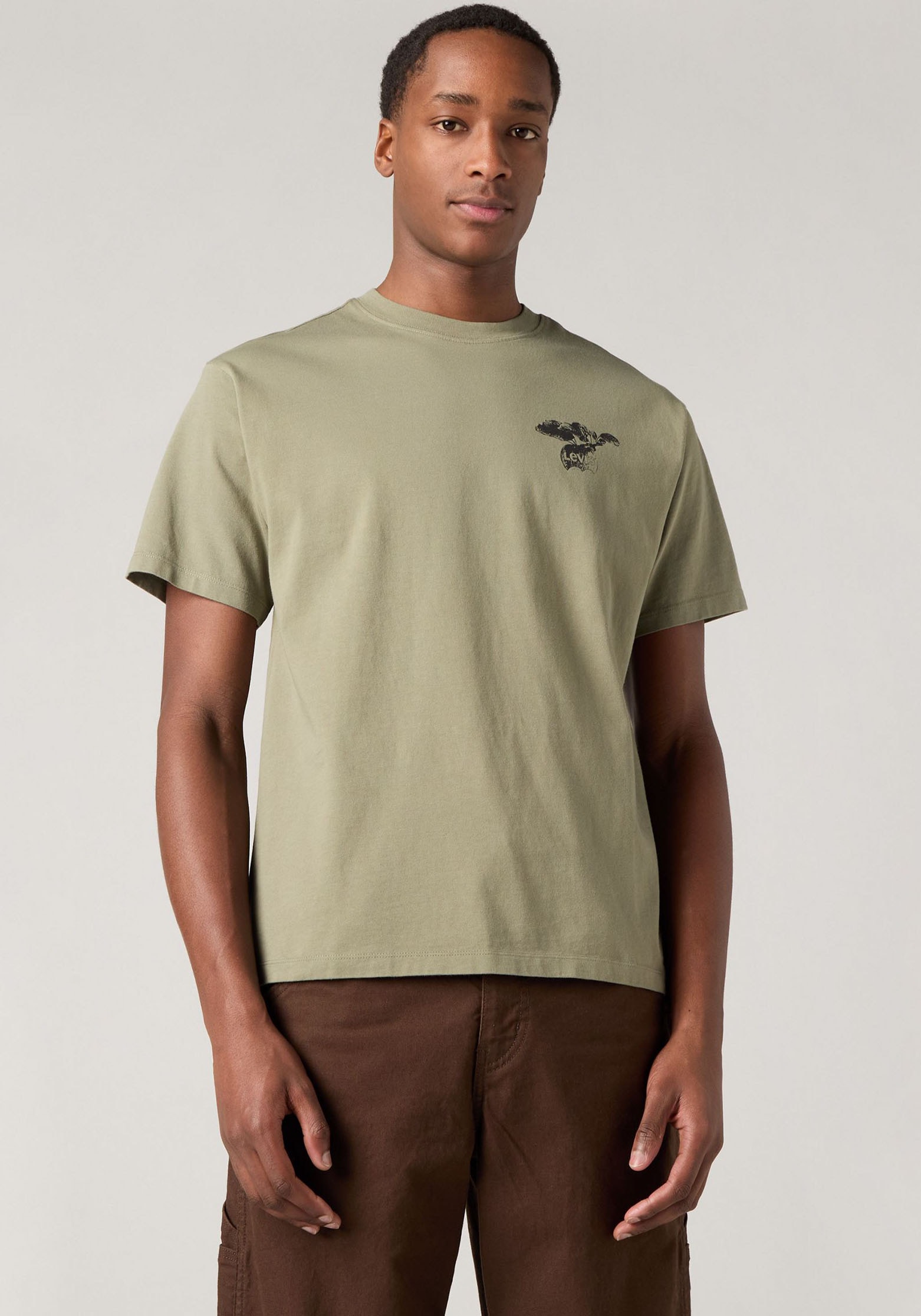 Levi's® T-Shirt »SEVINTAGE« mit Logo-Aufnäher auf der Brust