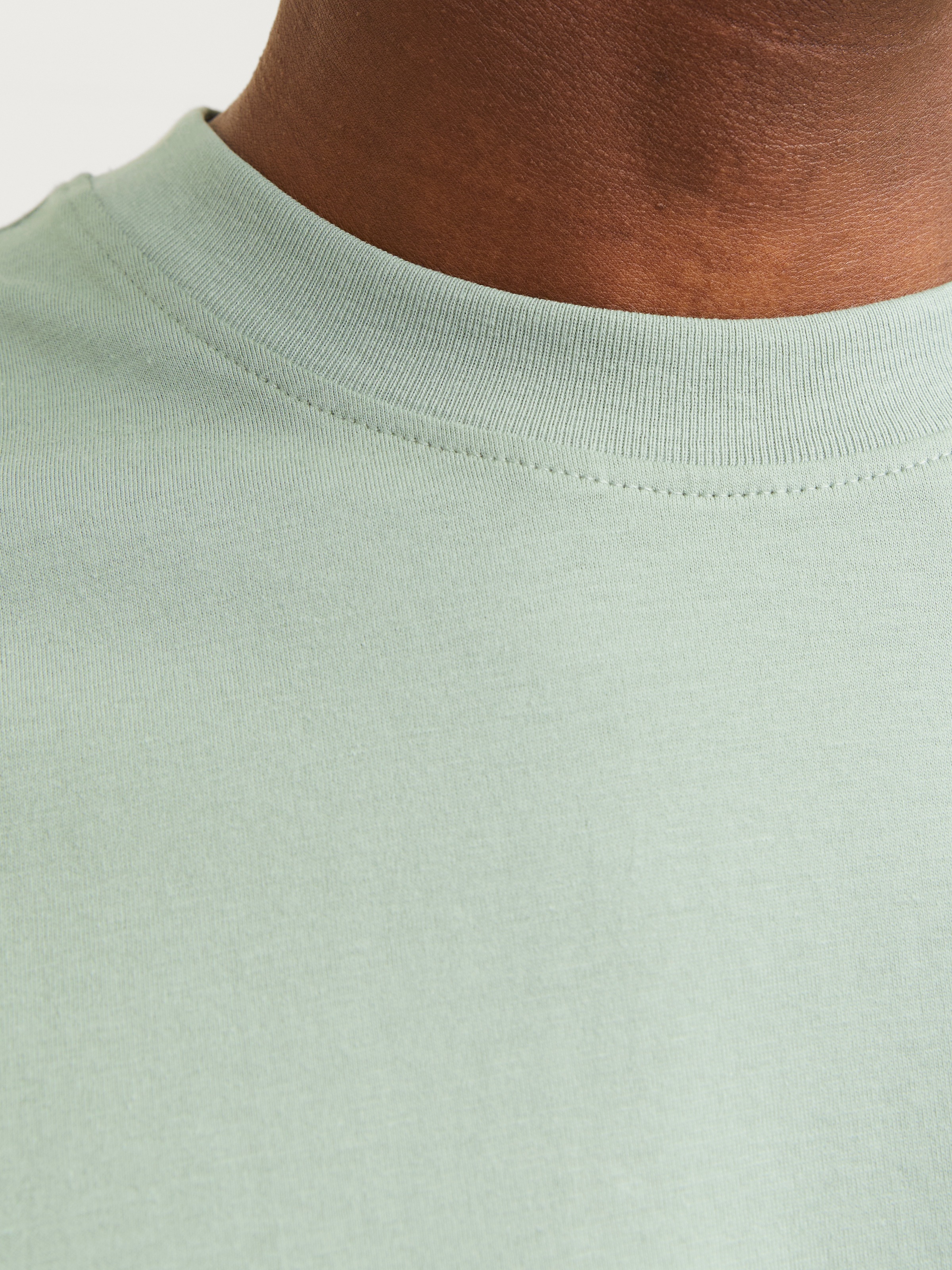 Jack & Jones Oversize-Shirt »JJEBRADLEY TEE SS O-NECK NOOS«, mit Rundhalsausschnitt