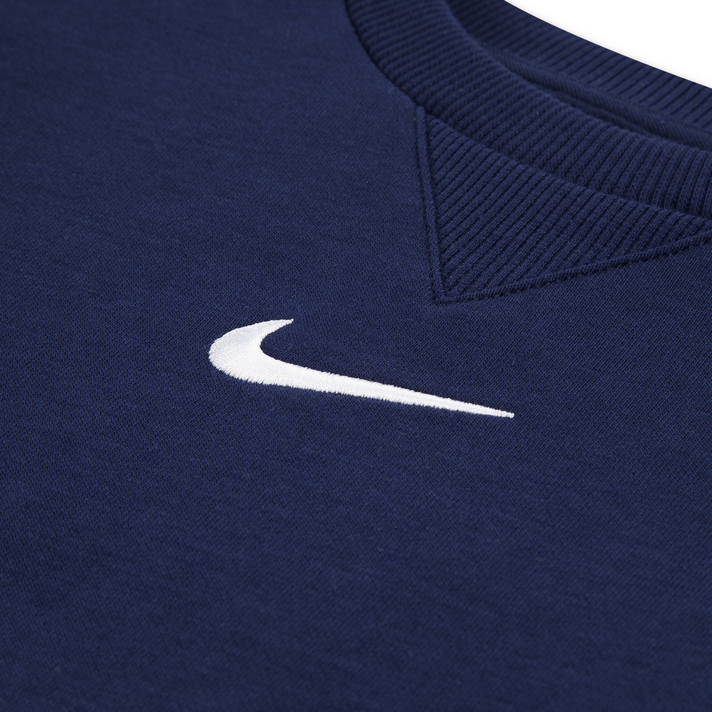 Nike Sportswear Jogginganzug »NKN ESSENTIAL FLEECE CREW SET« Set, 2 Stk. zweiteiliges Set aus Sweatshirt und Jogginghose, weiches Material