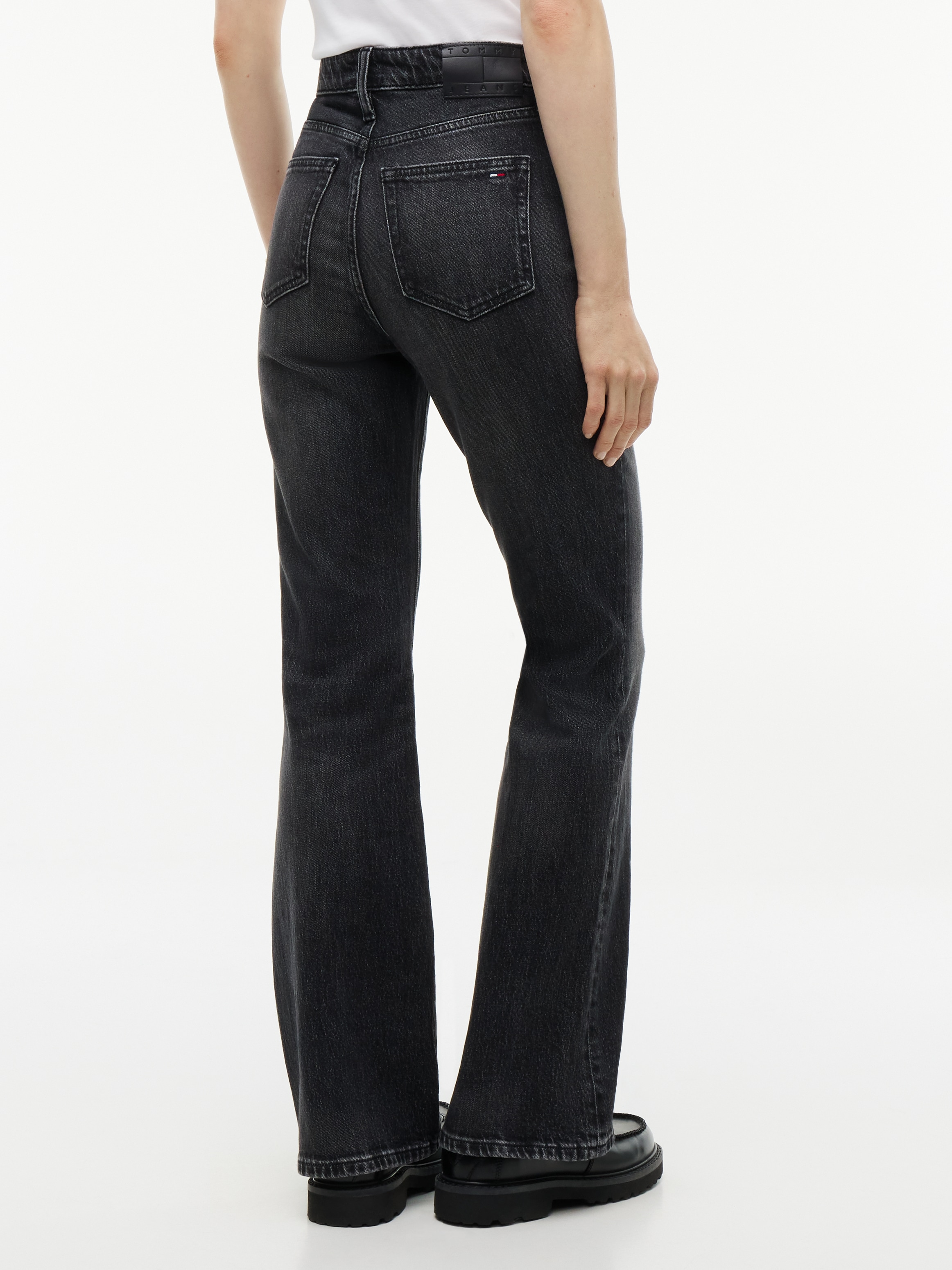 Tommy Jeans Bootcut-Jeans »SYLVIA HIGH RISE BOOTCUT DJ0187« Baumwollmischung