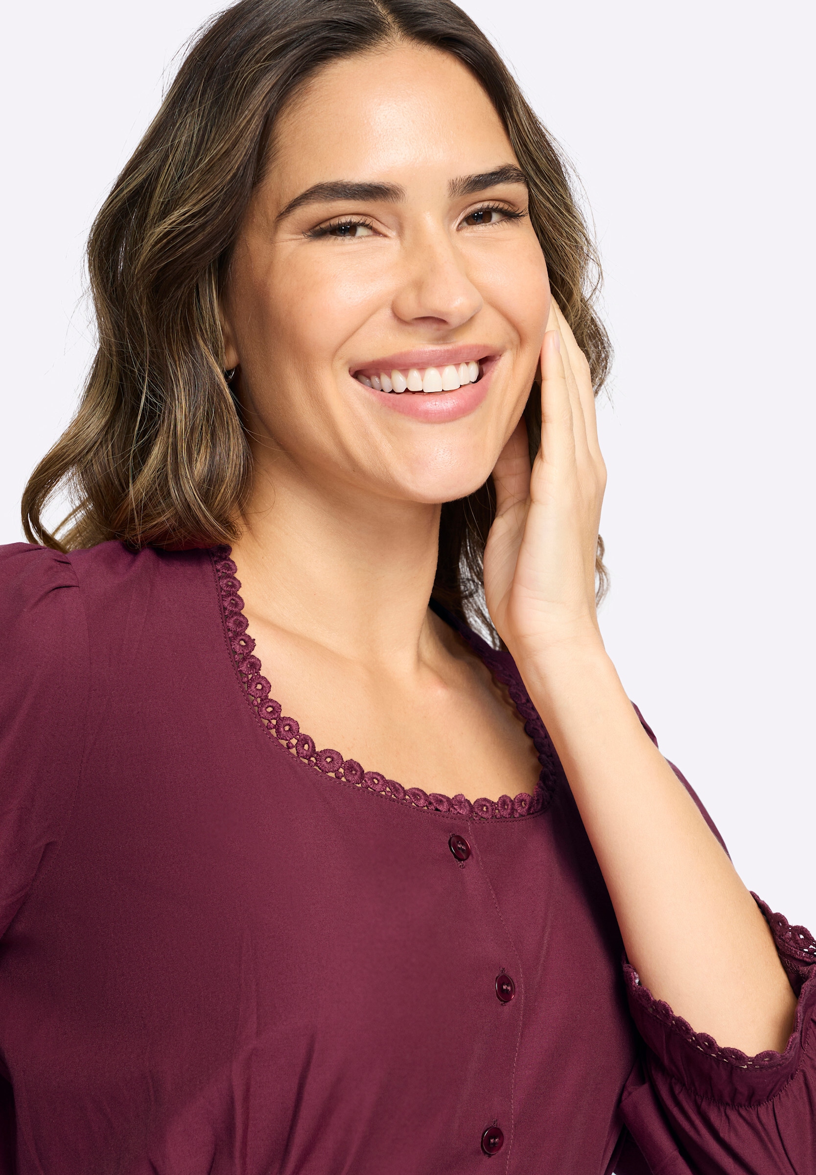 Sieh an! Trachtenbluse »3/4-Arm-Bluse Trachtenbluse mit 3/4-langen Puffärmeln«