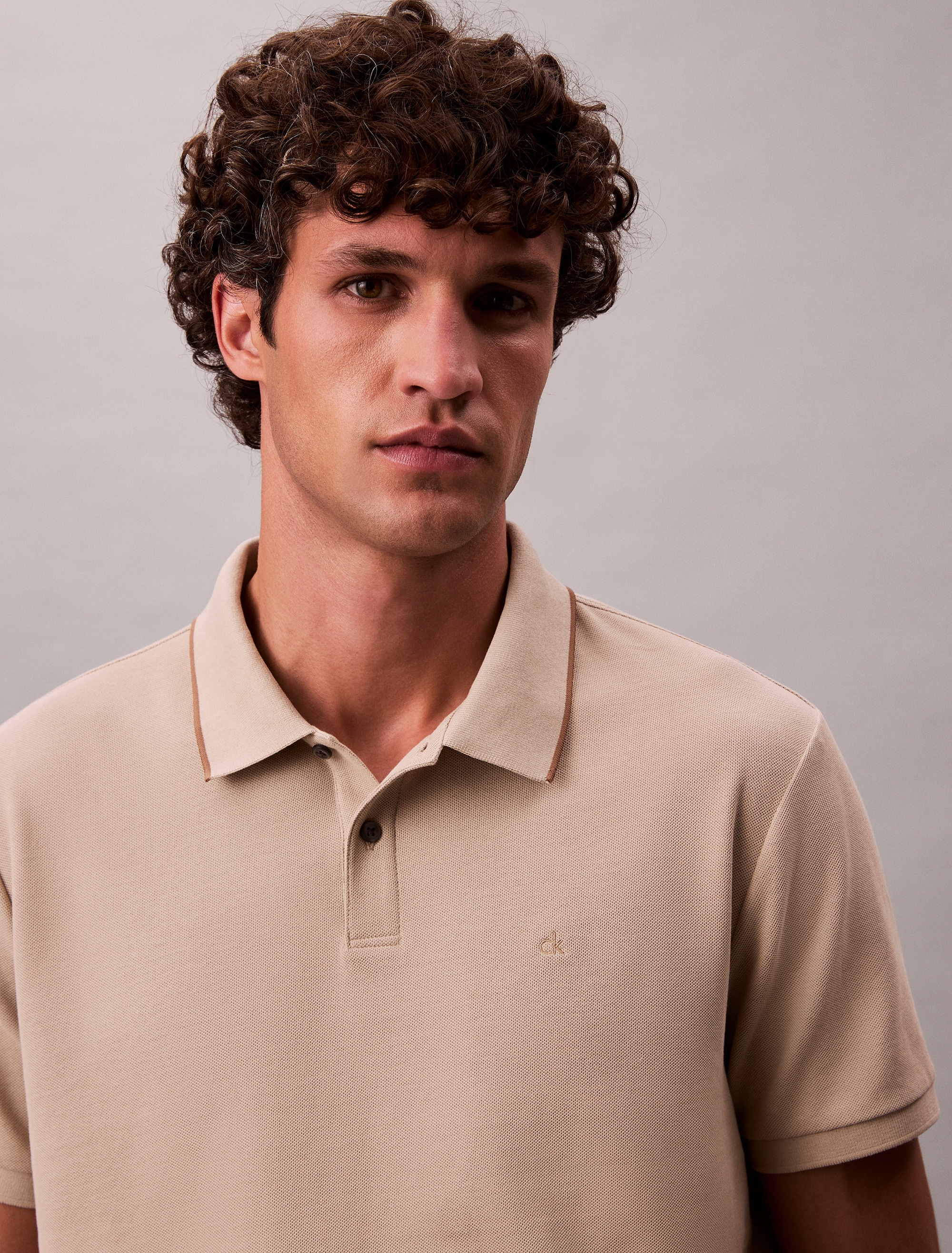 Calvin Klein Poloshirt »SS RFND PQ TPPD CLSS«, Mit Rundhalsausschnitt