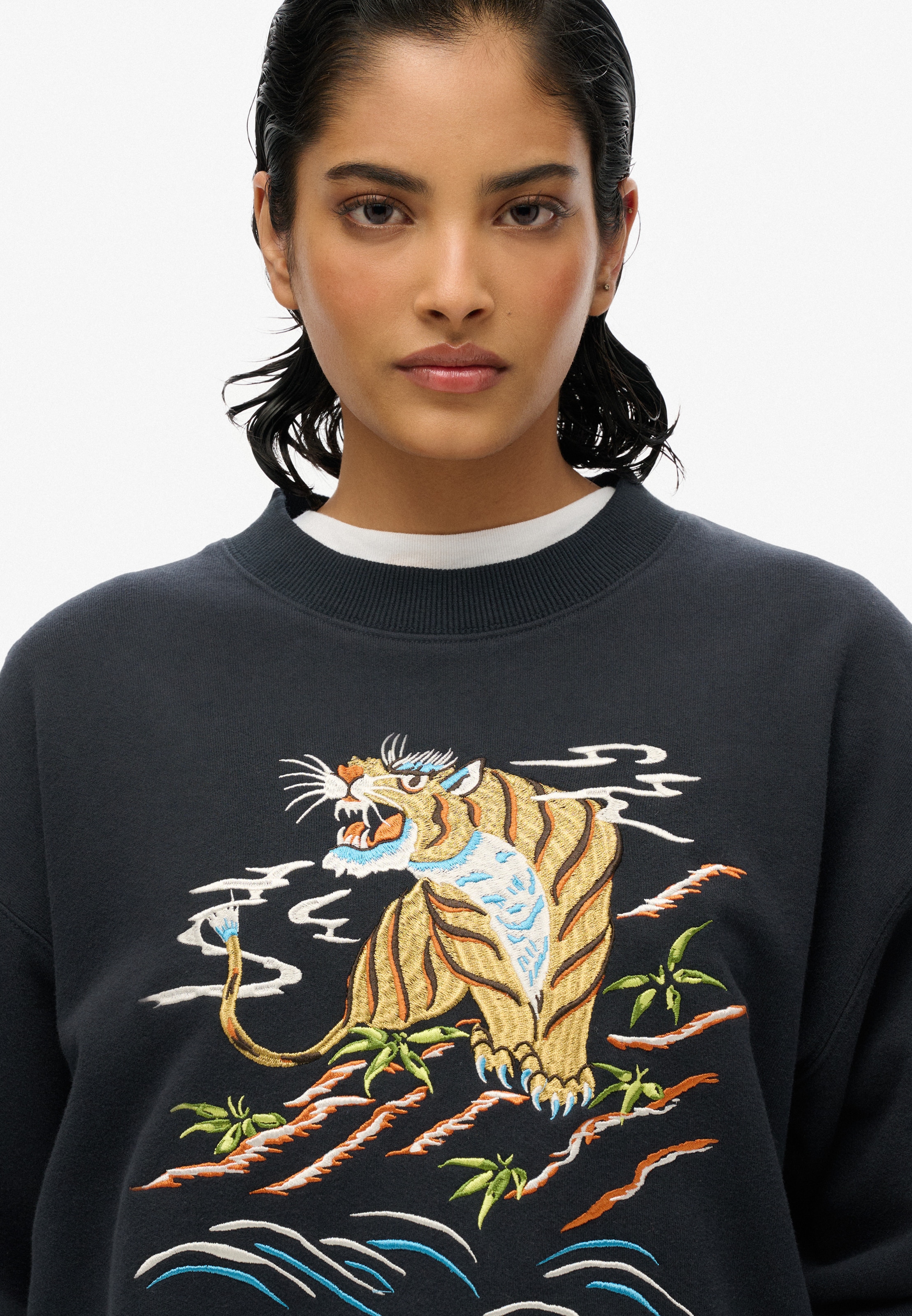 Superdry Sweatshirt »SUIKA EMBROIDERED LOOSE CREW«