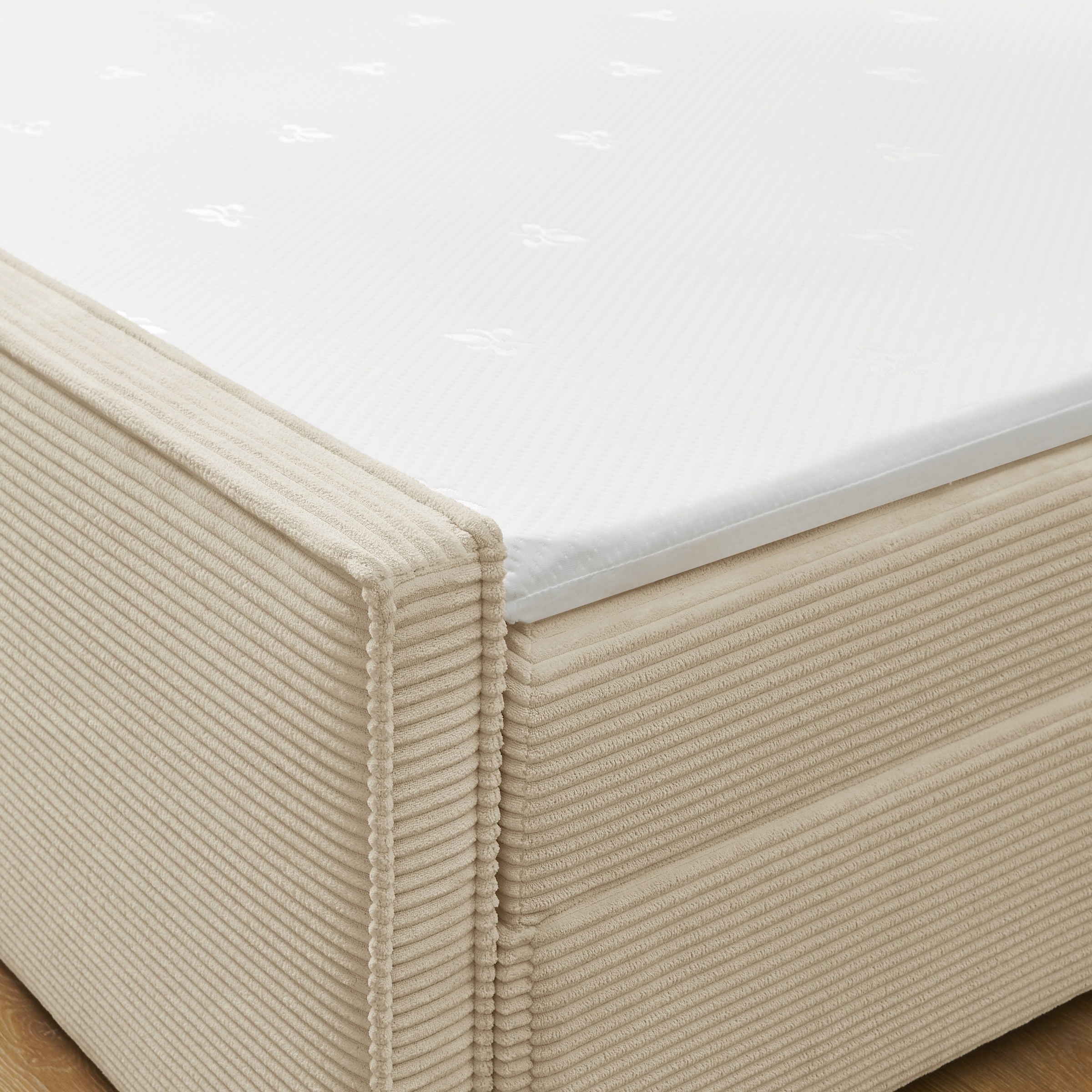 OTTO home Boxbett »Henno inkl. Bettkasten und Topper, Liegefläche 180x200cm« erhältlich in hochwertigem Cord-Stoff und der Größe 180x200 cm