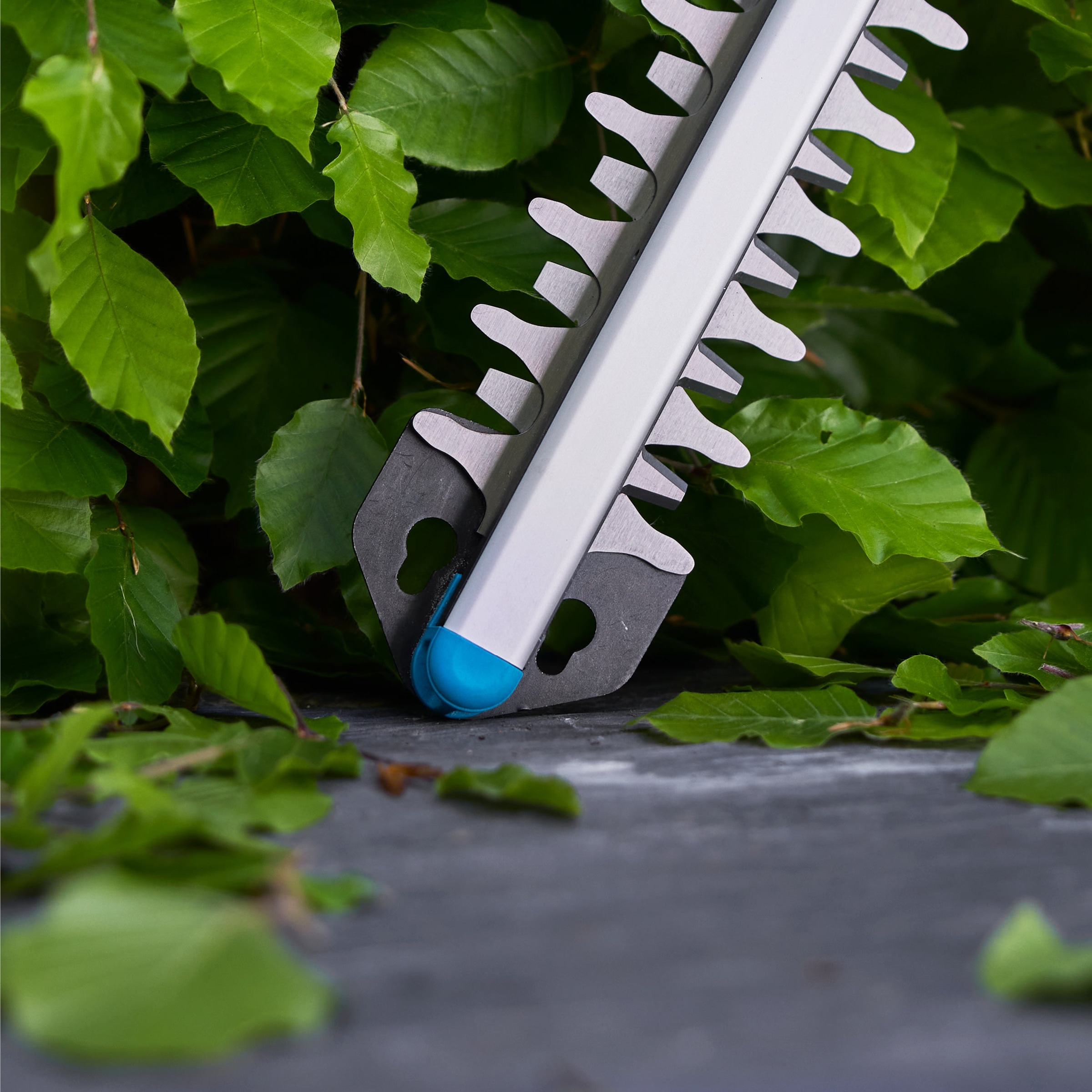 GARDENA Akku-Heckenschere »EasyCut 45/18V P4A Ready-To-Use Set« ()  Inkl. Akku und Ladegerät