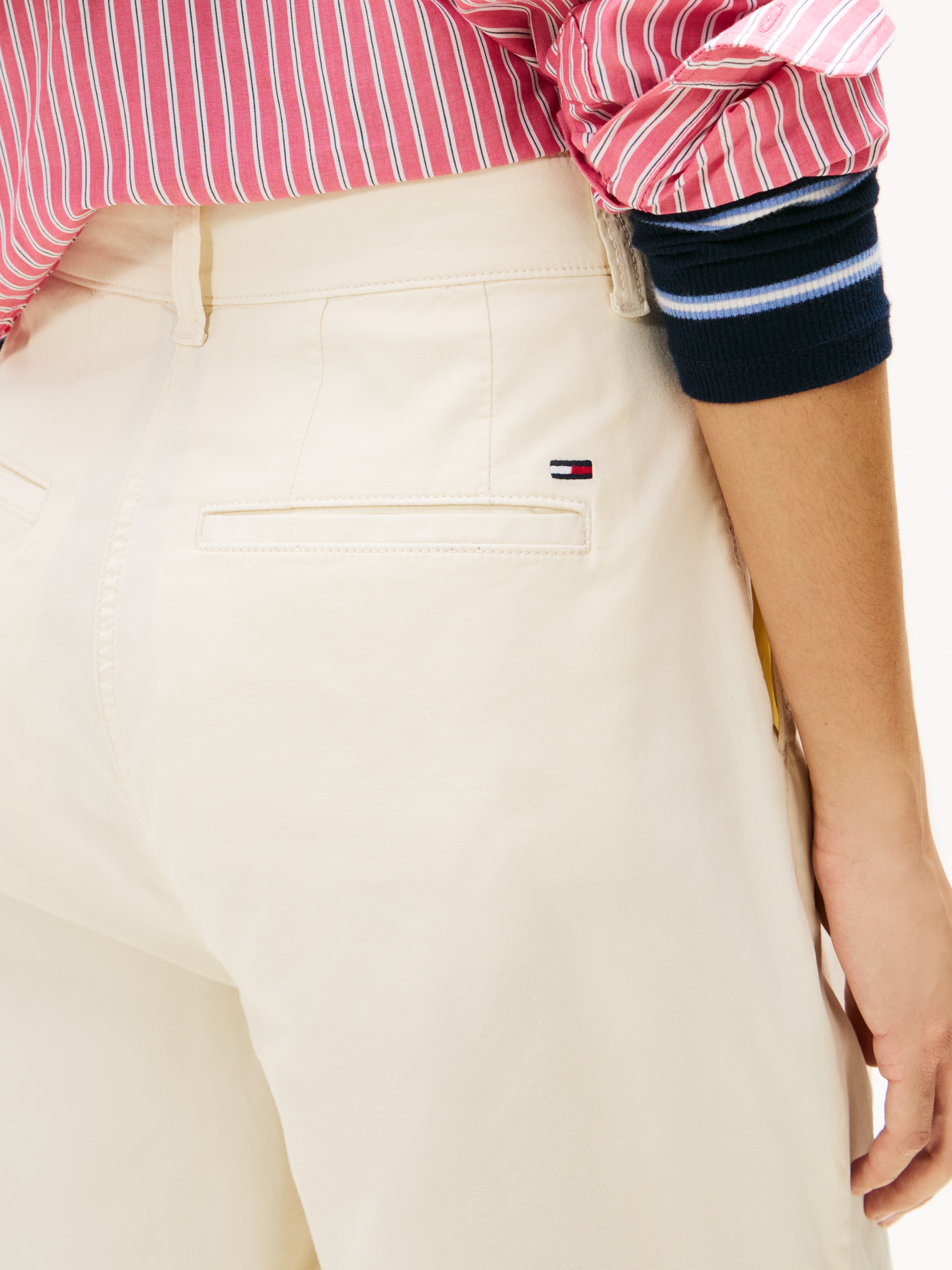 Tommy Jeans Chinohose »TJW WIDE LEG CHINO«  Baumwollmischung,  lässig geschnitten