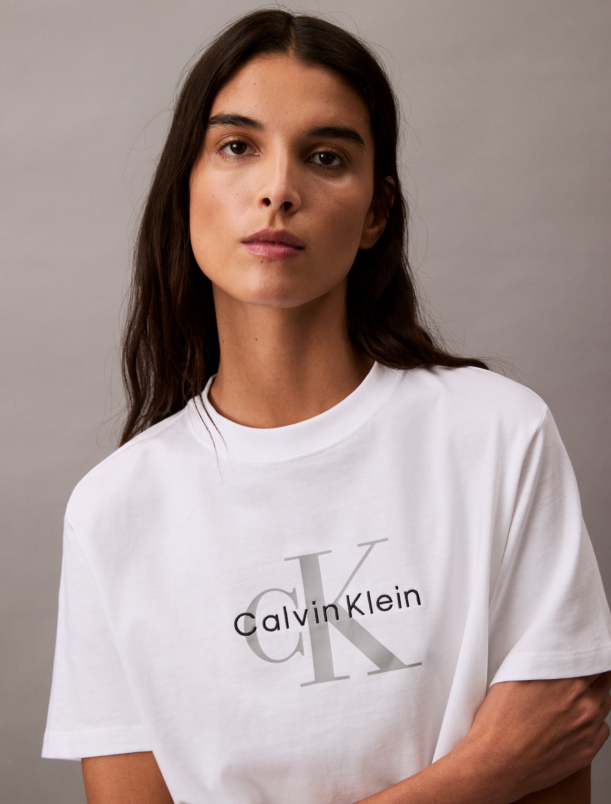 Calvin Klein Jeans T-Shirt »HERO SS CLASSIC MONOLOGO CNECK T«, mit großem CK-Print