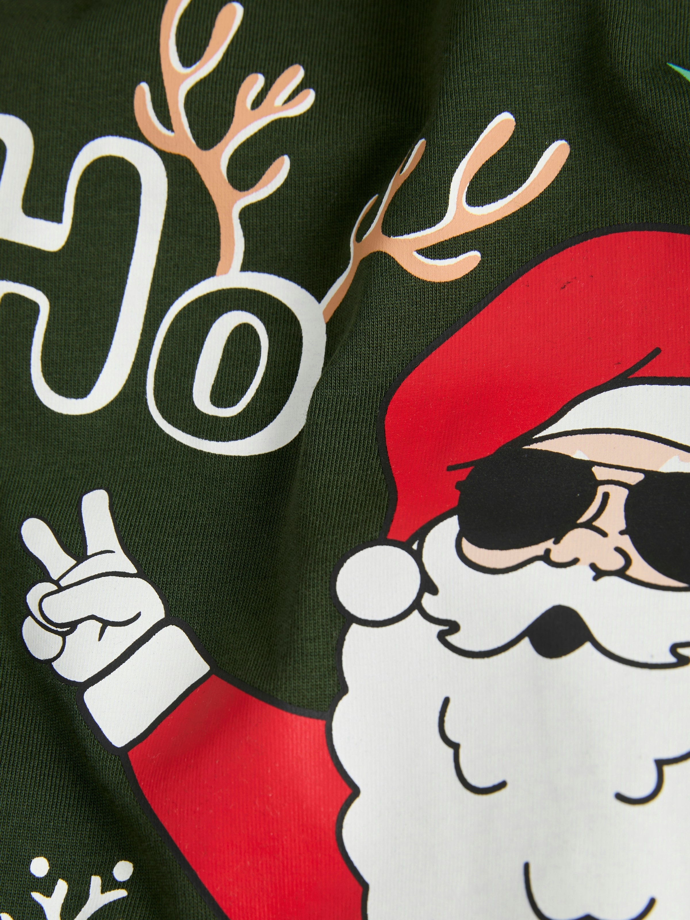 Jack & Jones Rundhalsshirt »JJCHRISTMAS TEE SS CREW NECK XMAS« mit weihnachtlichem Druck