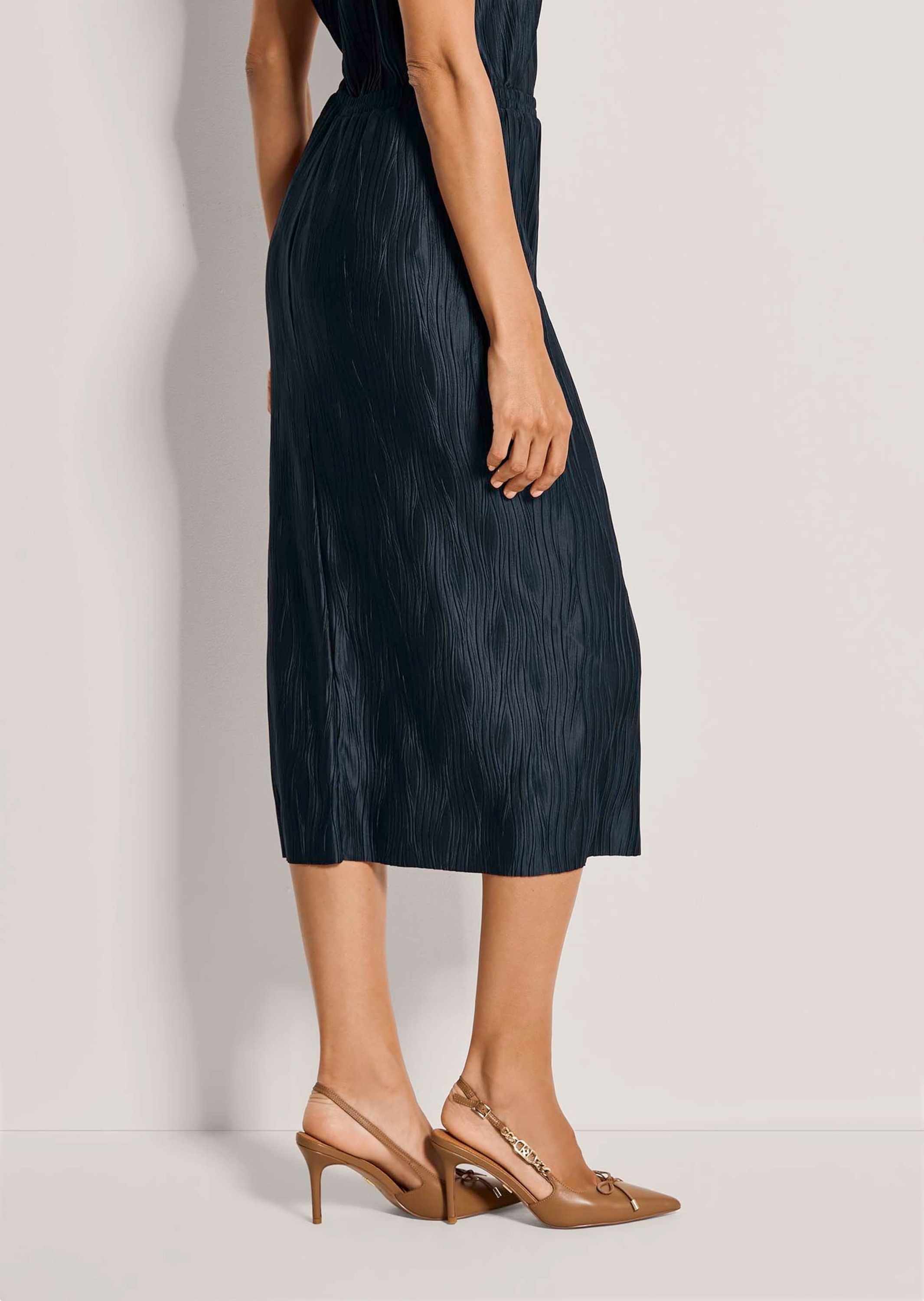 MADELEINE Midirock »Midirock Schlupfrock mit Wellenstruktur« Jerseyrock mit Struktur