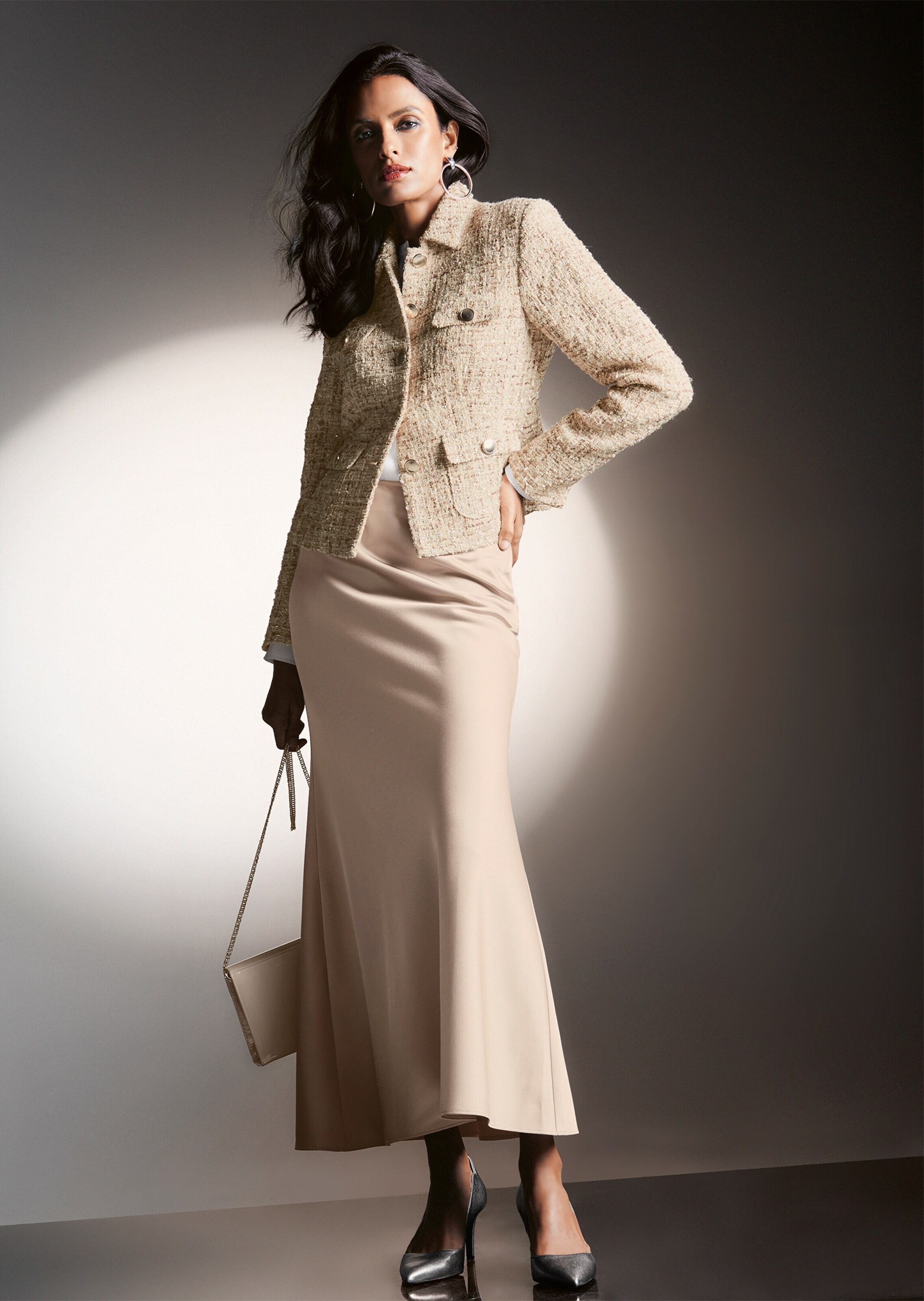 MADELEINE Jerseyblazer »Blazer Glanzvoller Kurzblazer«