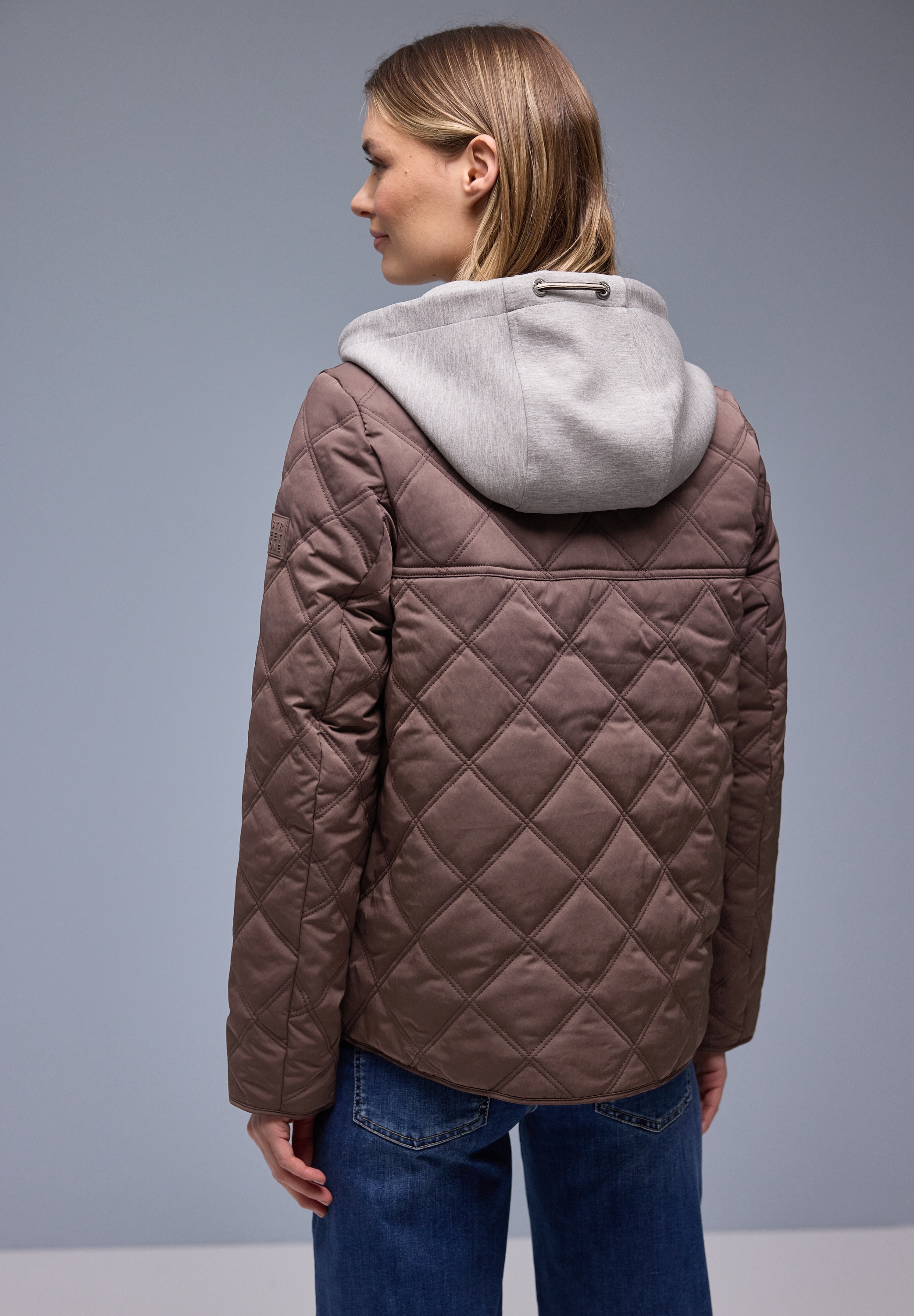 STREET ONE Steppjacke mit Kapuze mit abnehmbarer Kapuze,