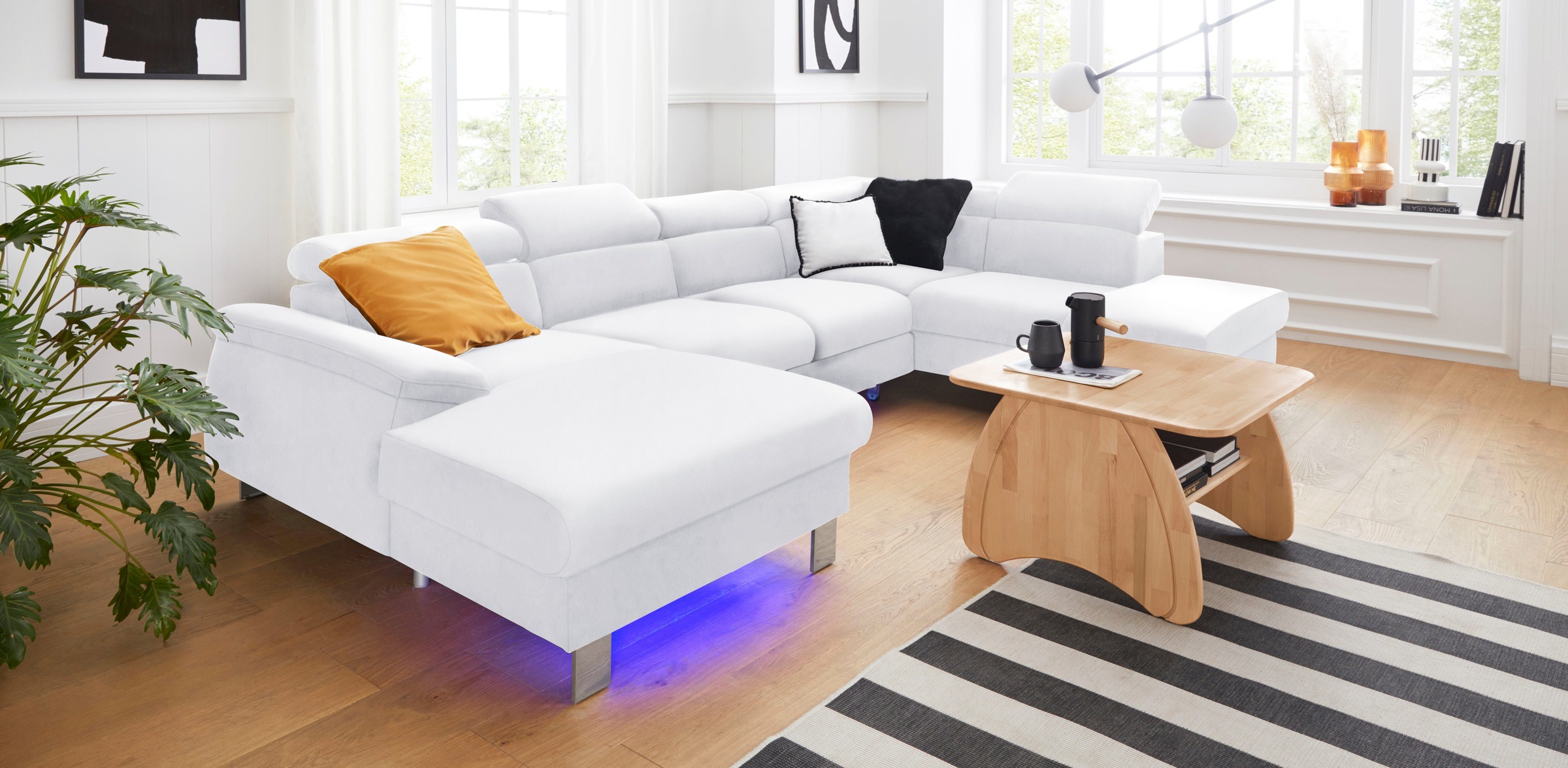 COTTA Polstergarnitur »Komaris U-Form, B: 320 bzw. 100 cm (Set: Wohnlandschaft & Hocker)«, (Set), mit Kopfteilverstellung, optional Bettfunktion, Bettkasten & Licht