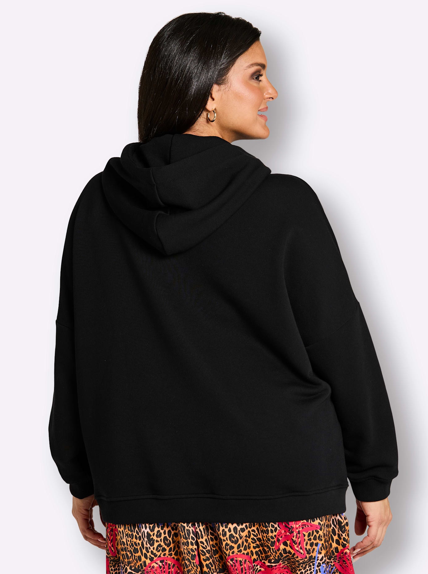   Kapuzensweatshirt
