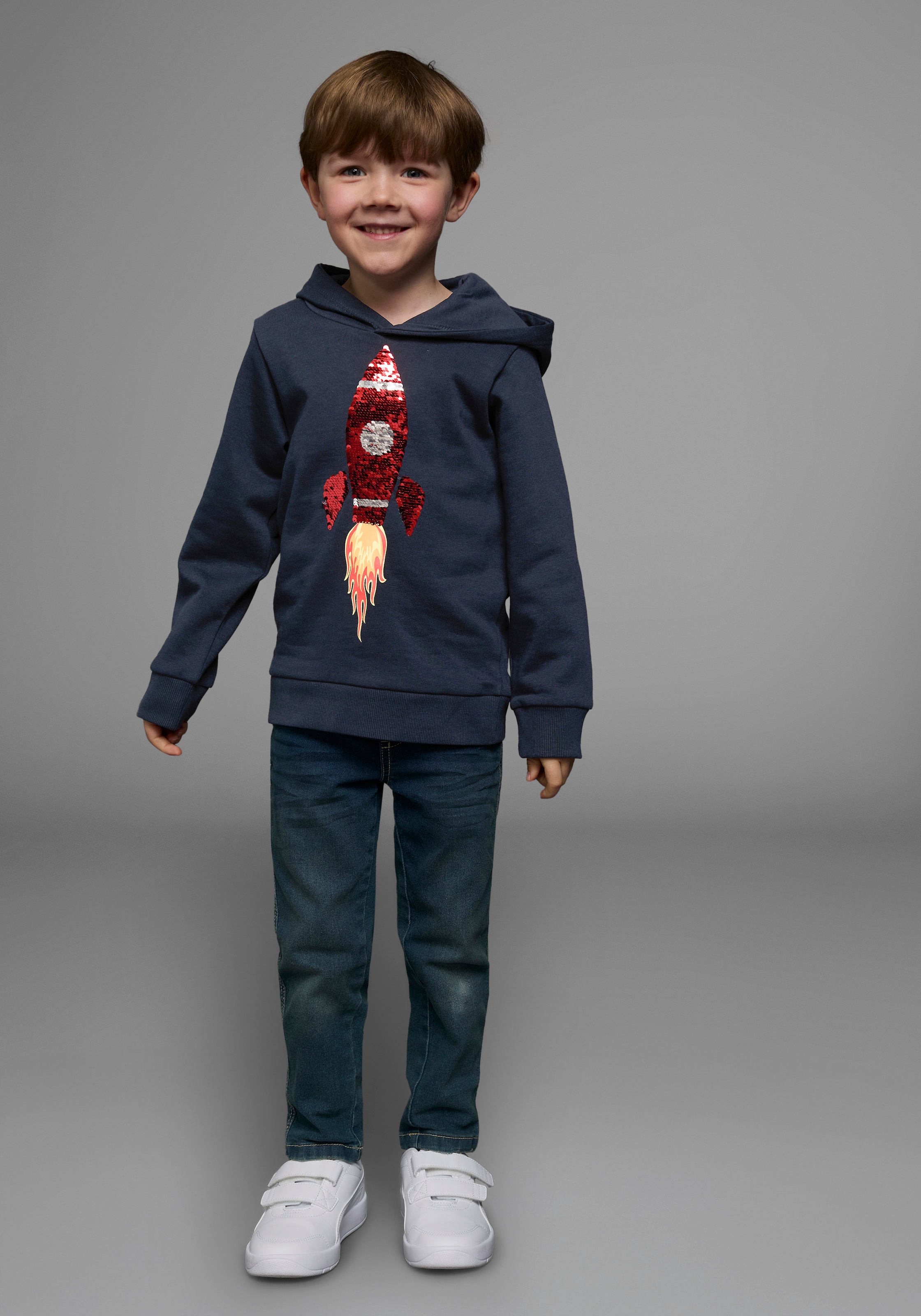 KIDSWORLD Kapuzensweatshirt »Rakete - Wendepaillette«, lange Ärmel, Basic-Passform, aus Baumwolle, mit Rippbündchen
