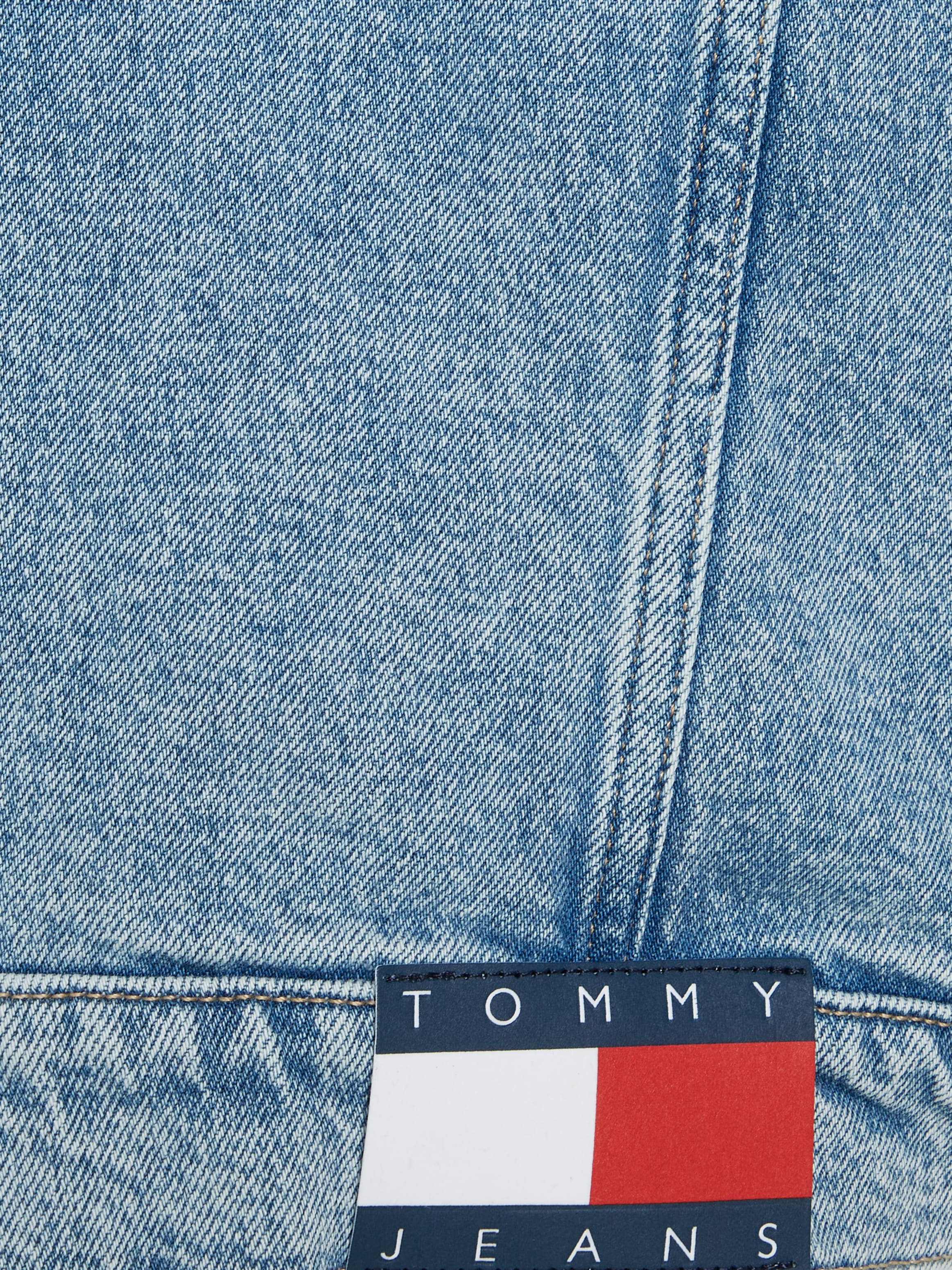 Tommy Jeans Curve Jeansjacke »CRV OVR TRUCKER JACKET CG4114«, Große Größen