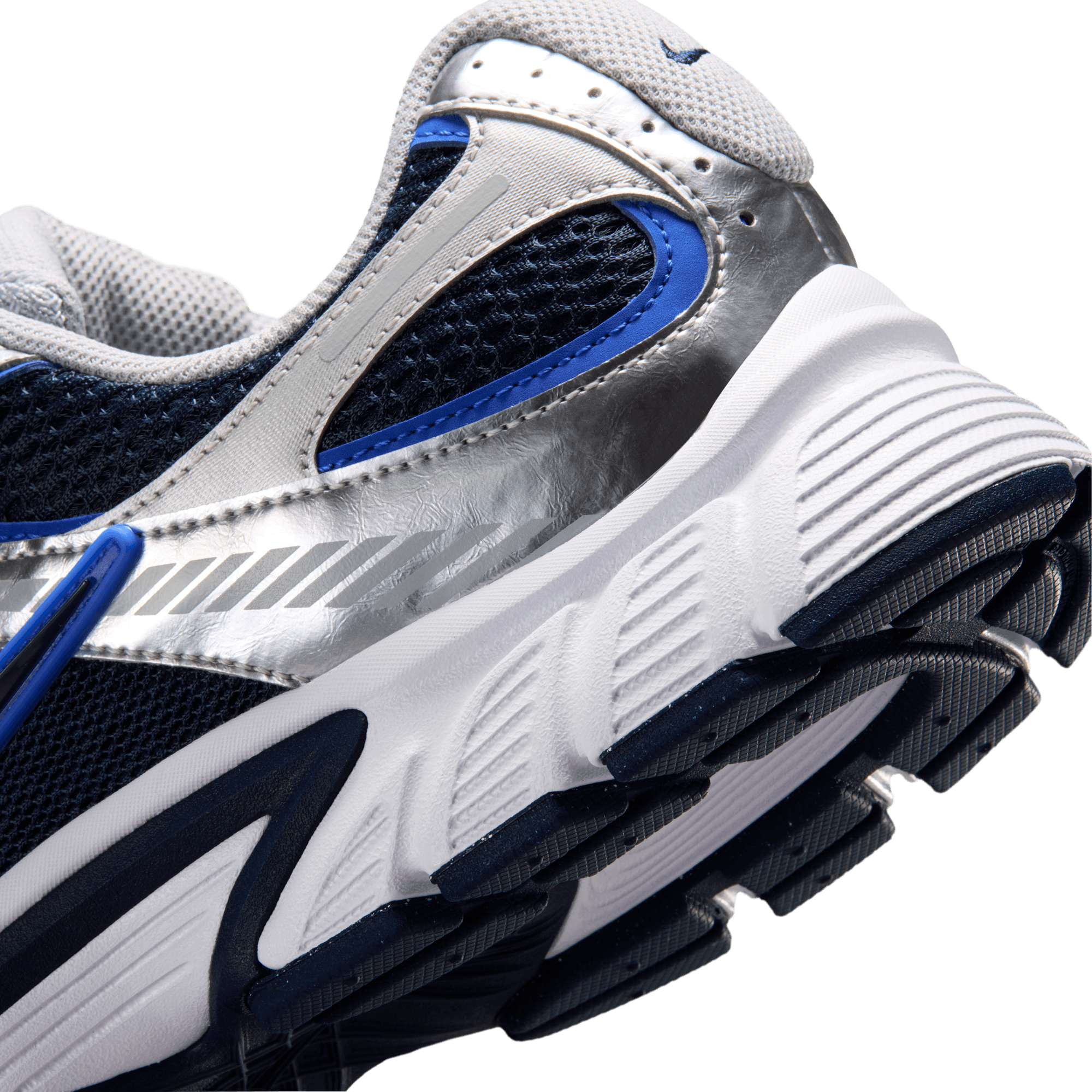 Nike Sportswear Sneaker »Nike V5 RNR«  inspiriert vom Design des Y2K Nike Vomero 5