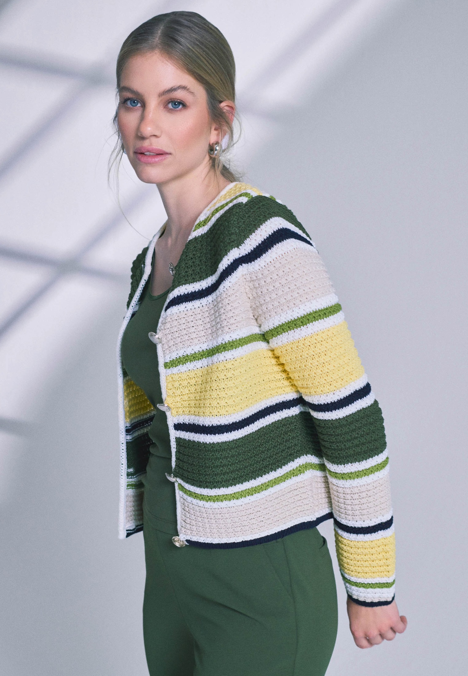 Zero Strickjacke »Strickjacke gestreift mit Knopfleiste«