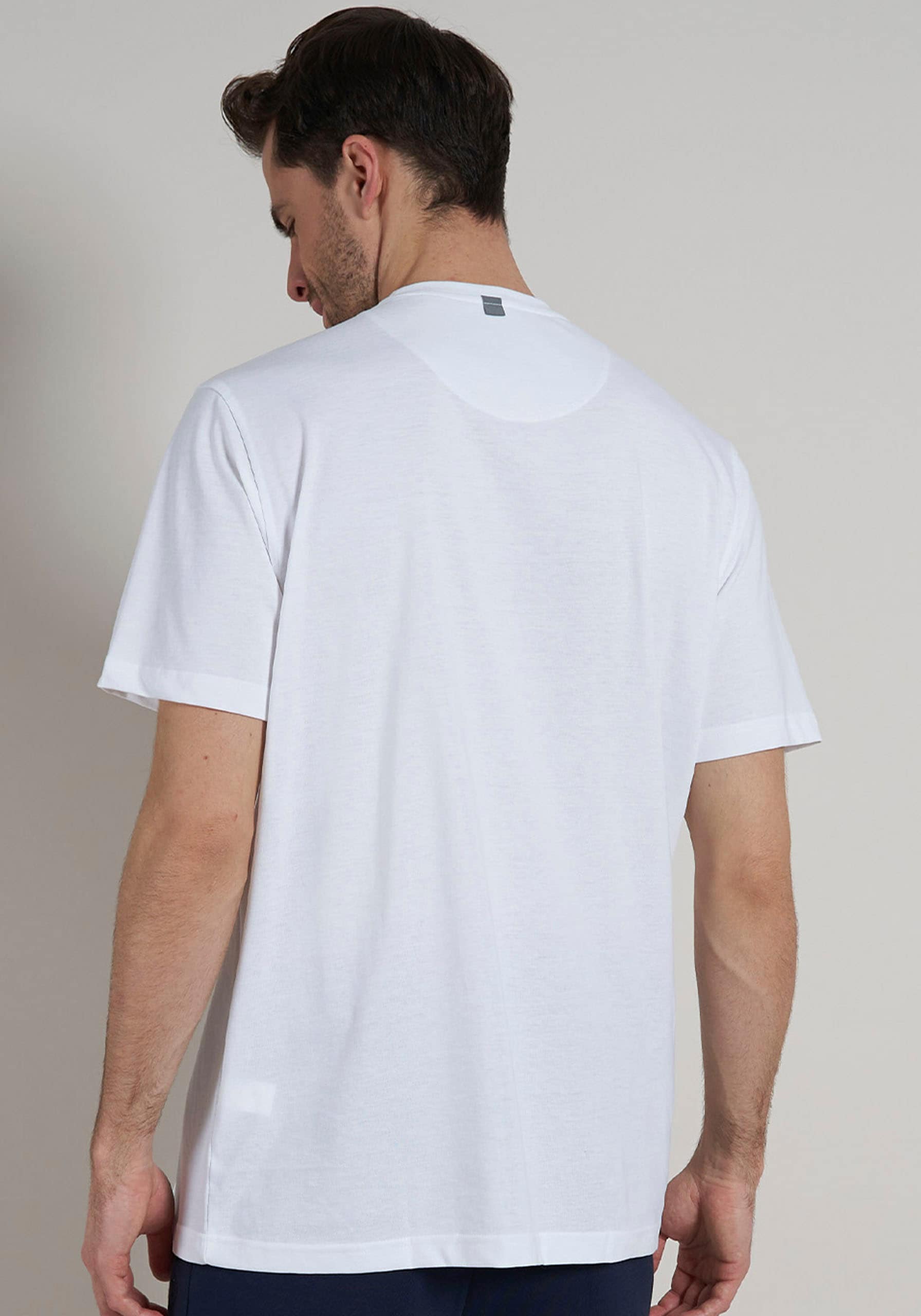 bugatti T-Shirt »Palermo«, Kurzarm, Rundhalsausschnitt, bugatti-Schriftzug vorn