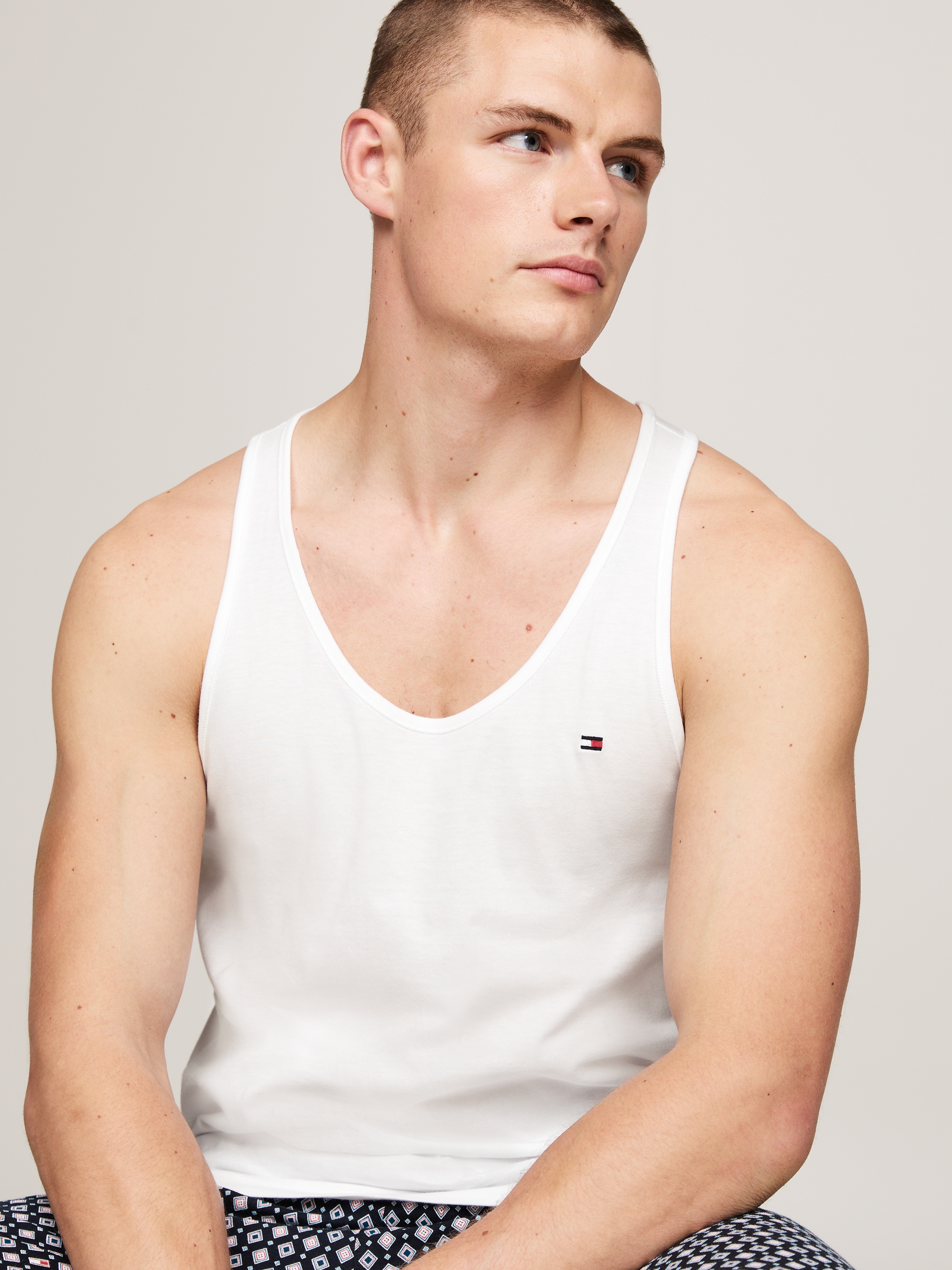 Tommy Hilfiger Underwear Tanktop »3P TANK TOP«, (Packung, 3 tlg., 3er), mit Logo-Stickerei