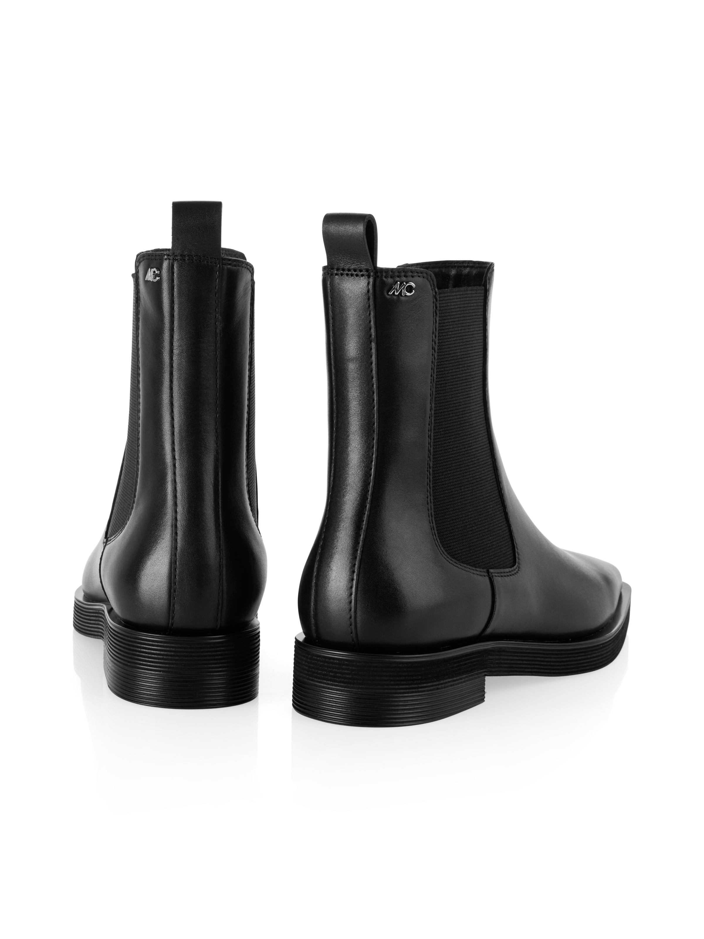 Marc Cain Chelseaboots »Collections Romantic Treasures«  Stiefelette, Boots mit Anziehlasche