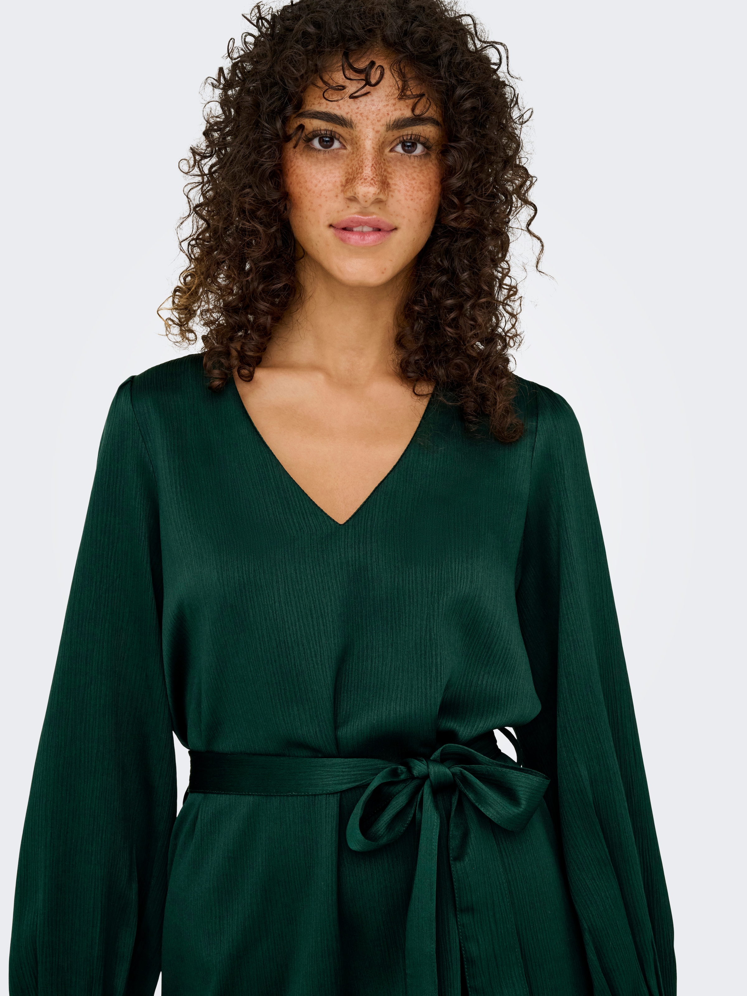 ONLY Tunikakleid »ONLNEW ALENA LIFE L/S SHORT DRESS WVN«, Sommerkleid